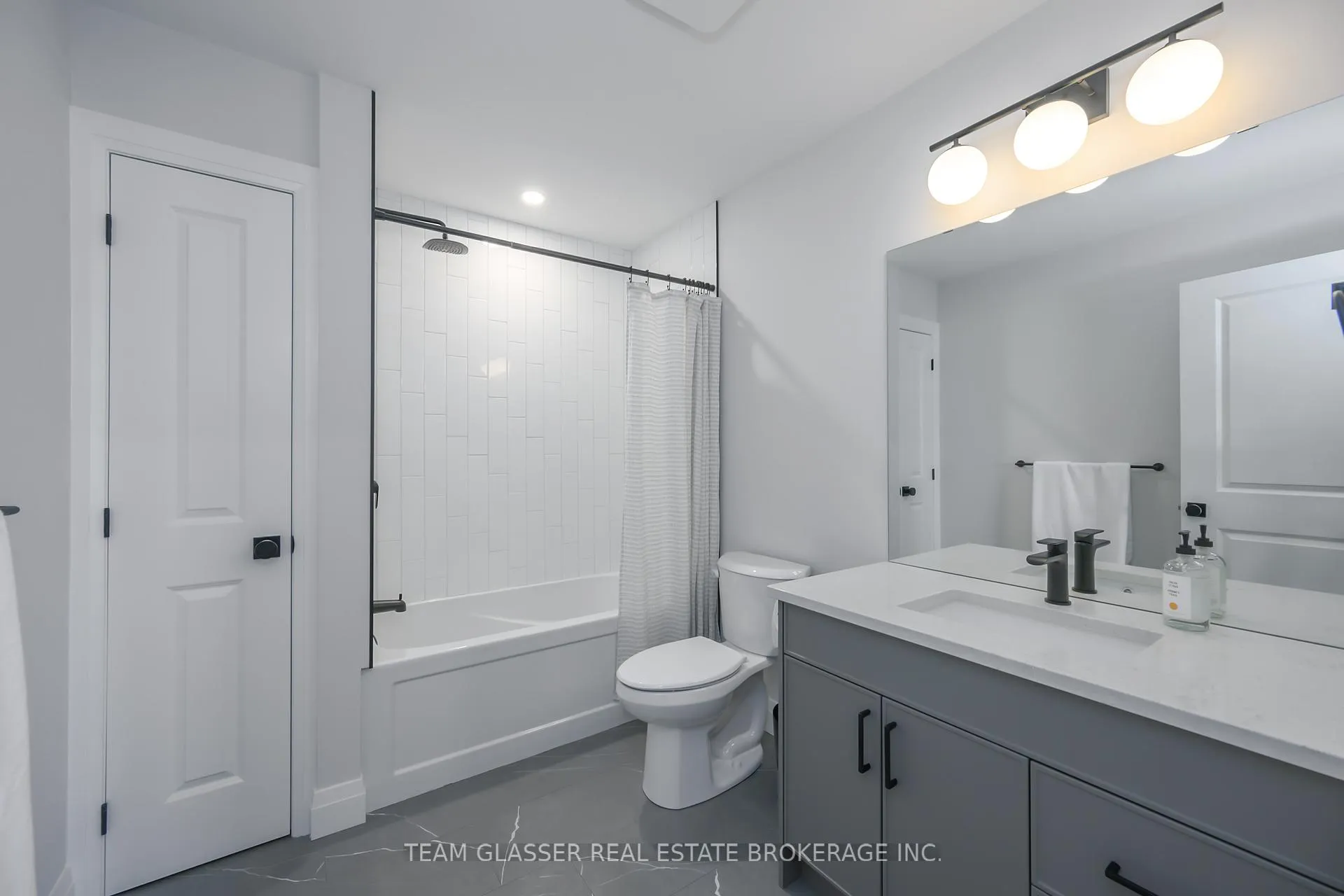 Photo 27 of 71 Allister Drive, Middlesex Centre, Kilworth — HOMEH