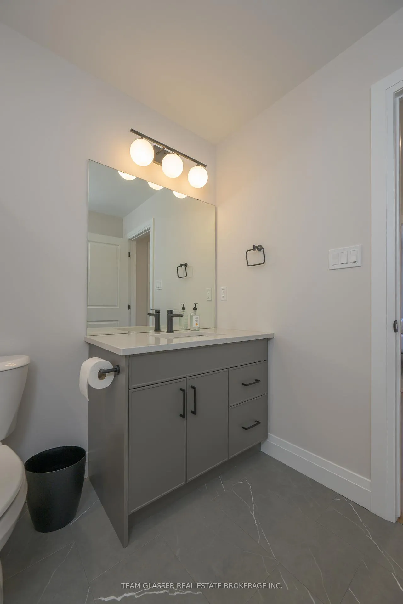 Photo 37 of 71 Allister Drive, Middlesex Centre, Kilworth — HOMEH