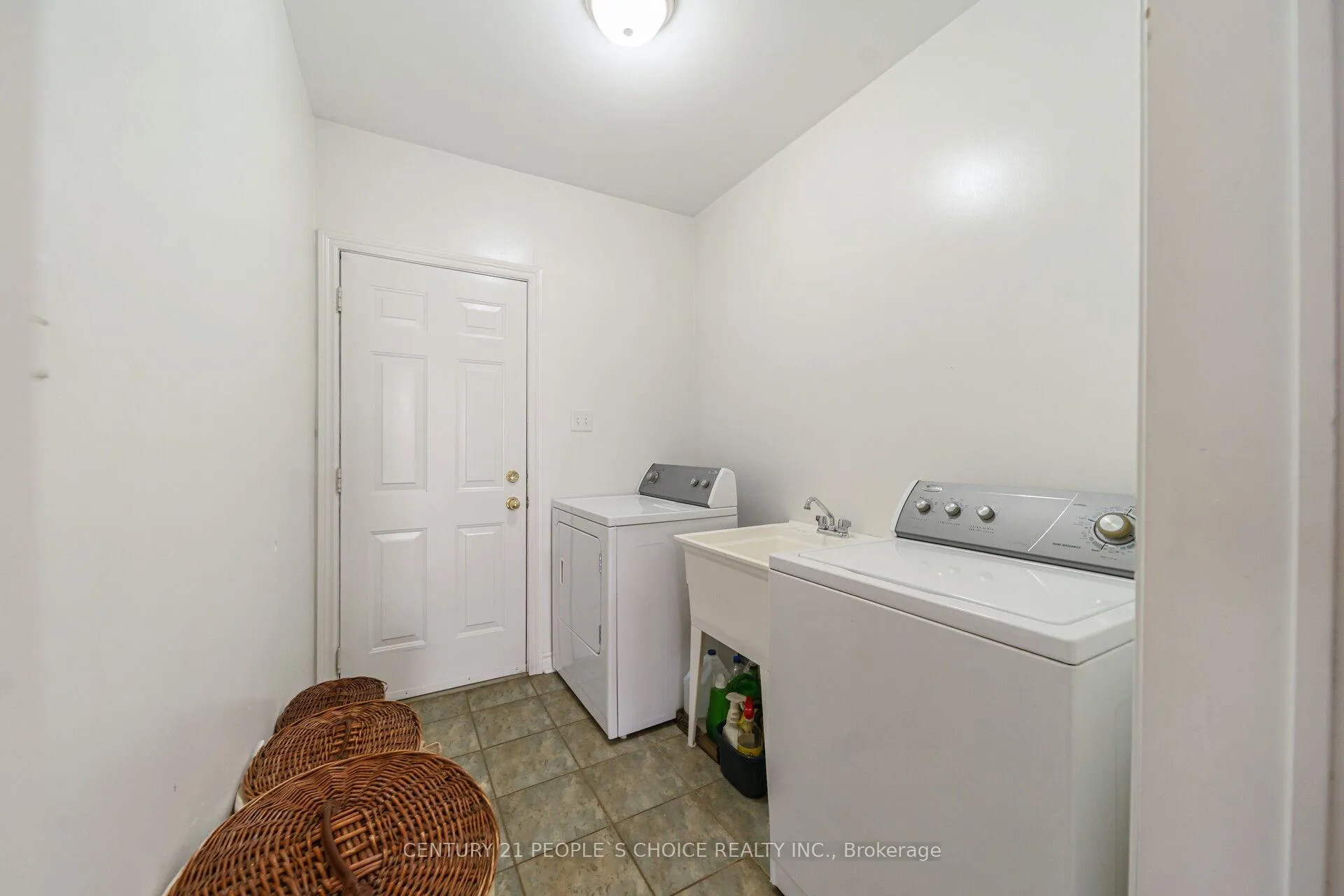 Photo 24 of 7107 Appletree Lane, Mississauga, Meadowvale Village — HOMEH