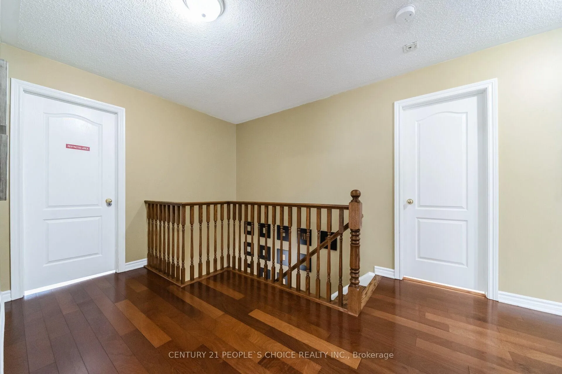 Photo 25 of 7107 Appletree Lane, Mississauga, Meadowvale Village — HOMEH