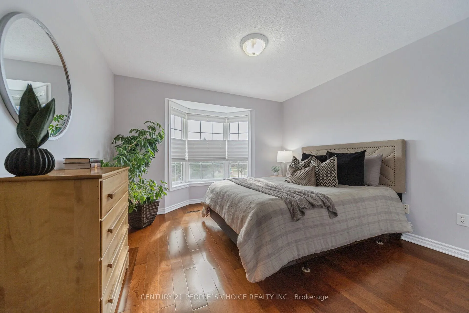 Photo 35 of 7107 Appletree Lane, Mississauga, Meadowvale Village — HOMEH