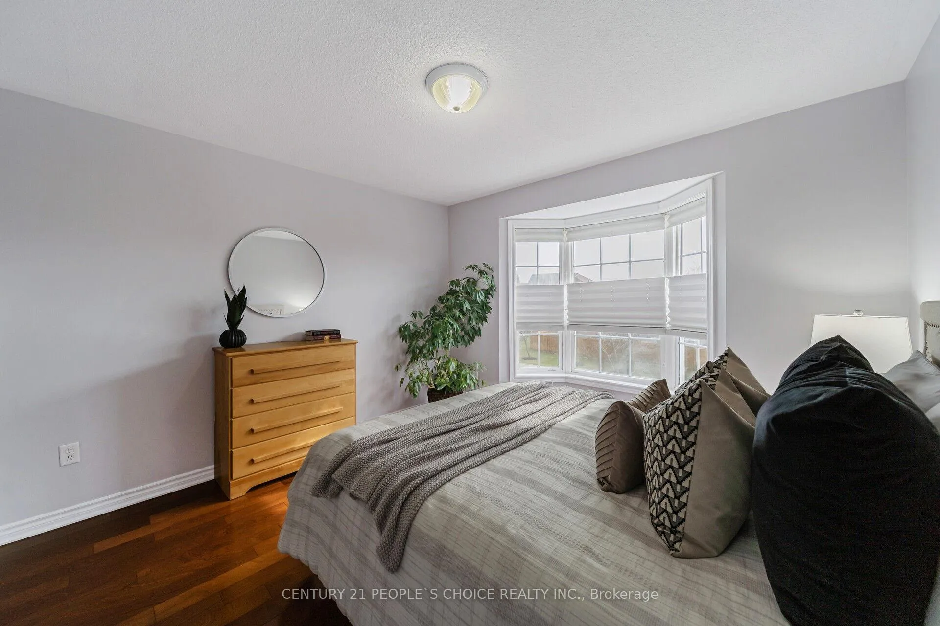 Photo 36 of 7107 Appletree Lane, Mississauga, Meadowvale Village — HOMEH
