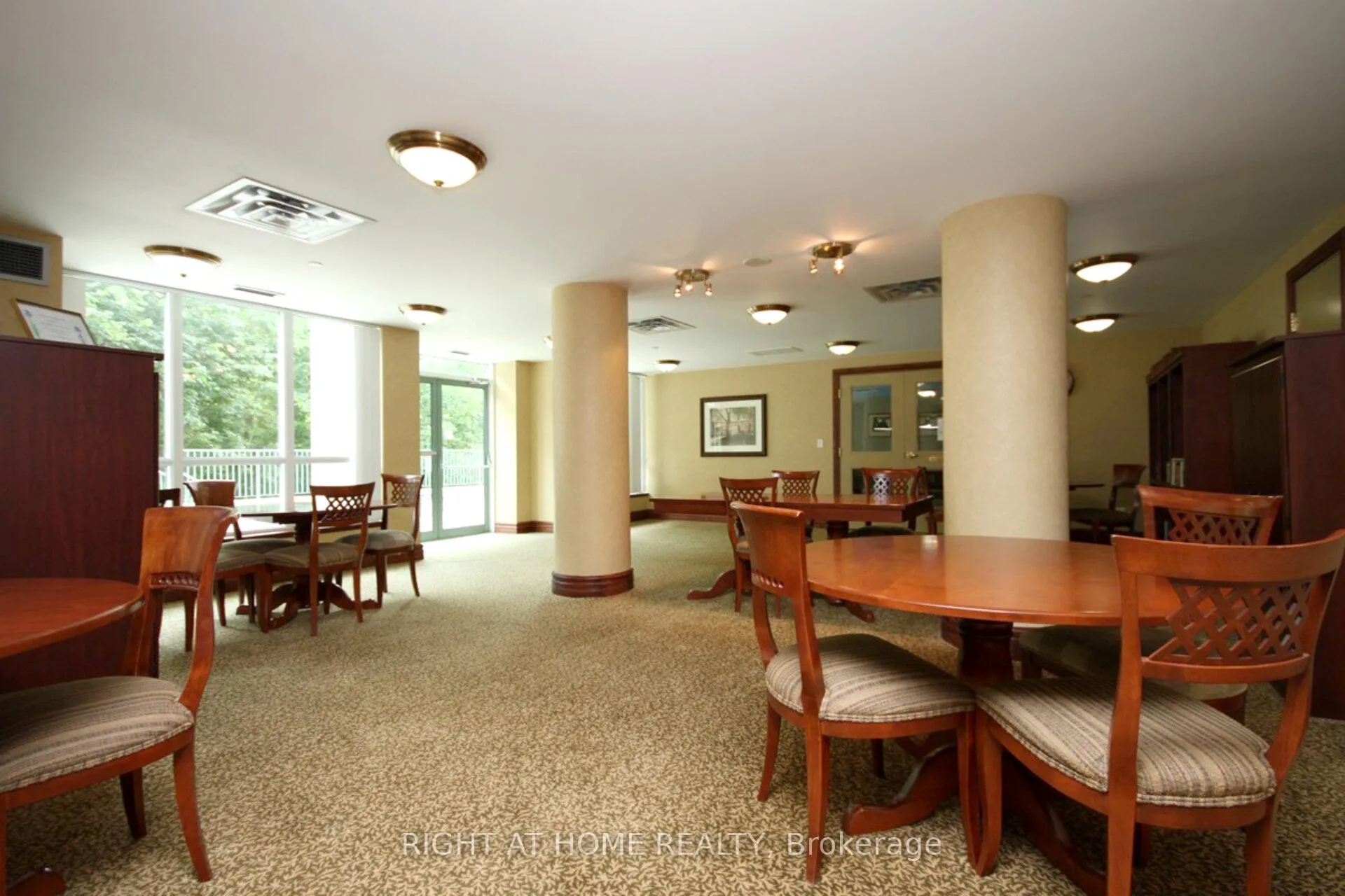 Photo 13 of Unit 1211, 2545 Erin Centre Boulevard, Mississauga, Central Erin Mills — HOMEH