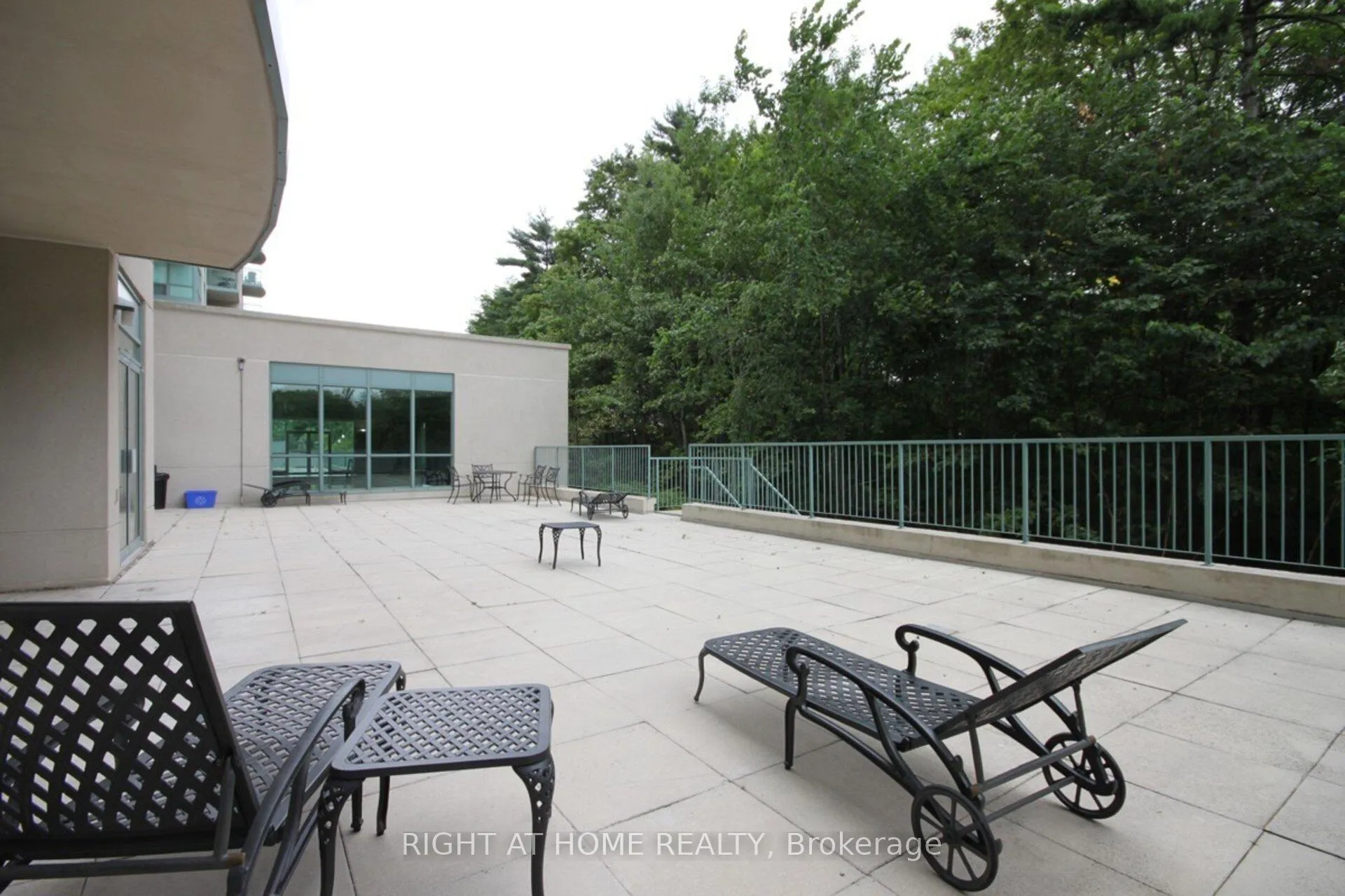 Photo 14 of Unit 1211, 2545 Erin Centre Boulevard, Mississauga, Central Erin Mills — HOMEH