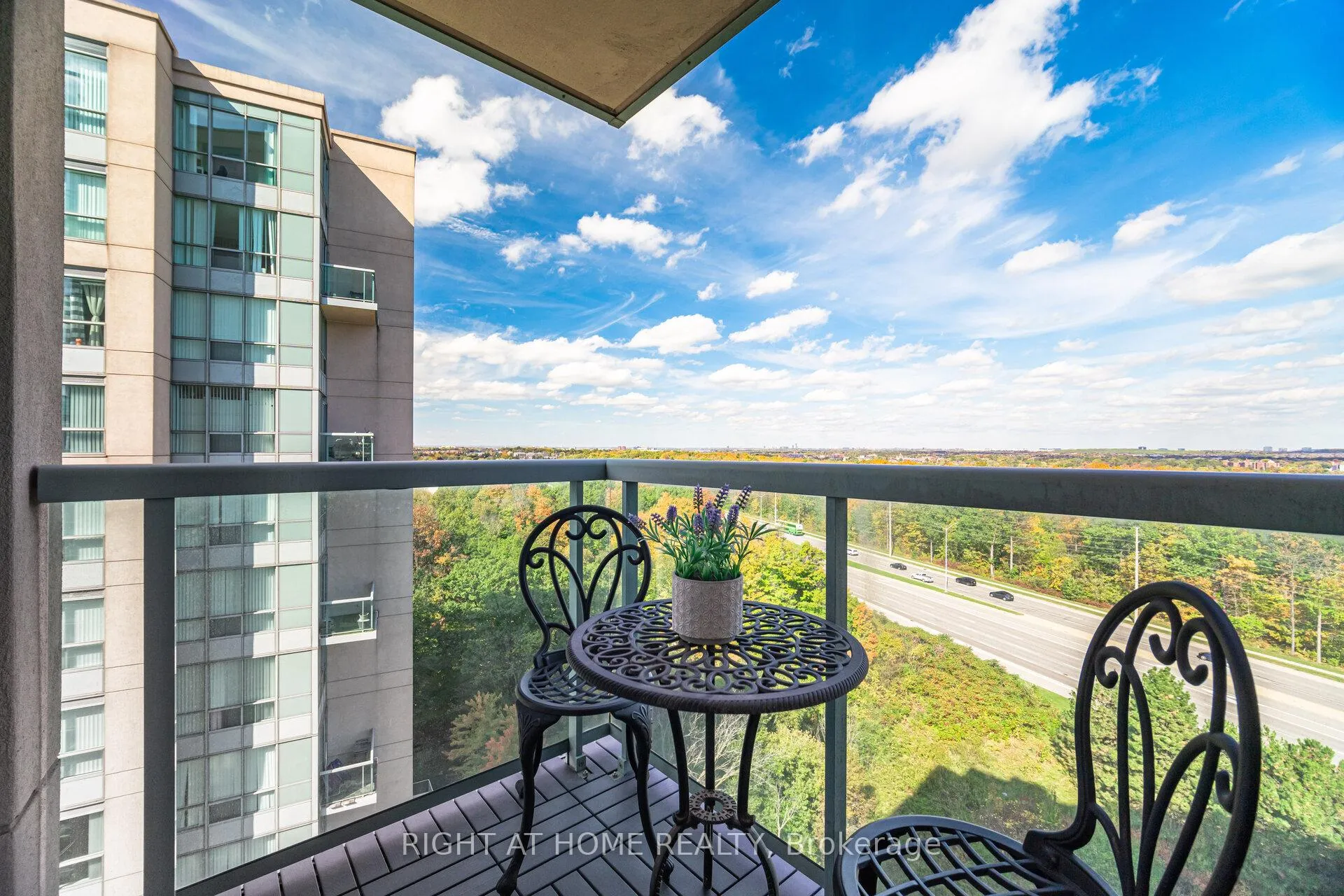 Photo 20 of Unit 1211, 2545 Erin Centre Boulevard, Mississauga, Central Erin Mills — HOMEH