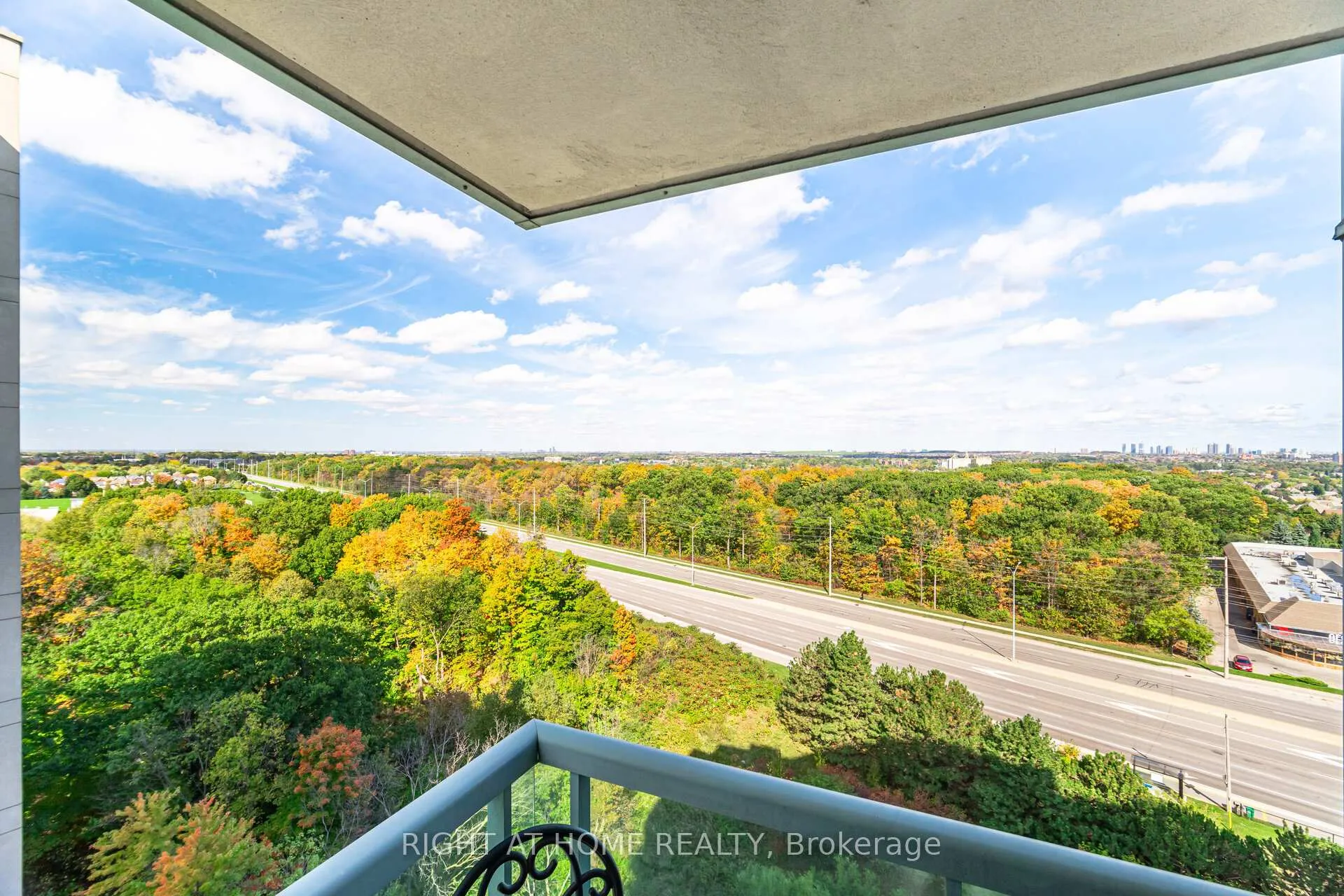 Photo 21 of Unit 1211, 2545 Erin Centre Boulevard, Mississauga, Central Erin Mills — HOMEH