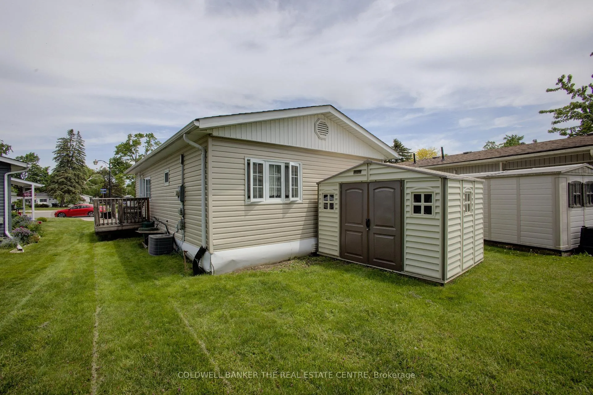 Photo 17 of 4 Locust Hill Drive, Innisfil, Rural Innisfil — HOMEH
