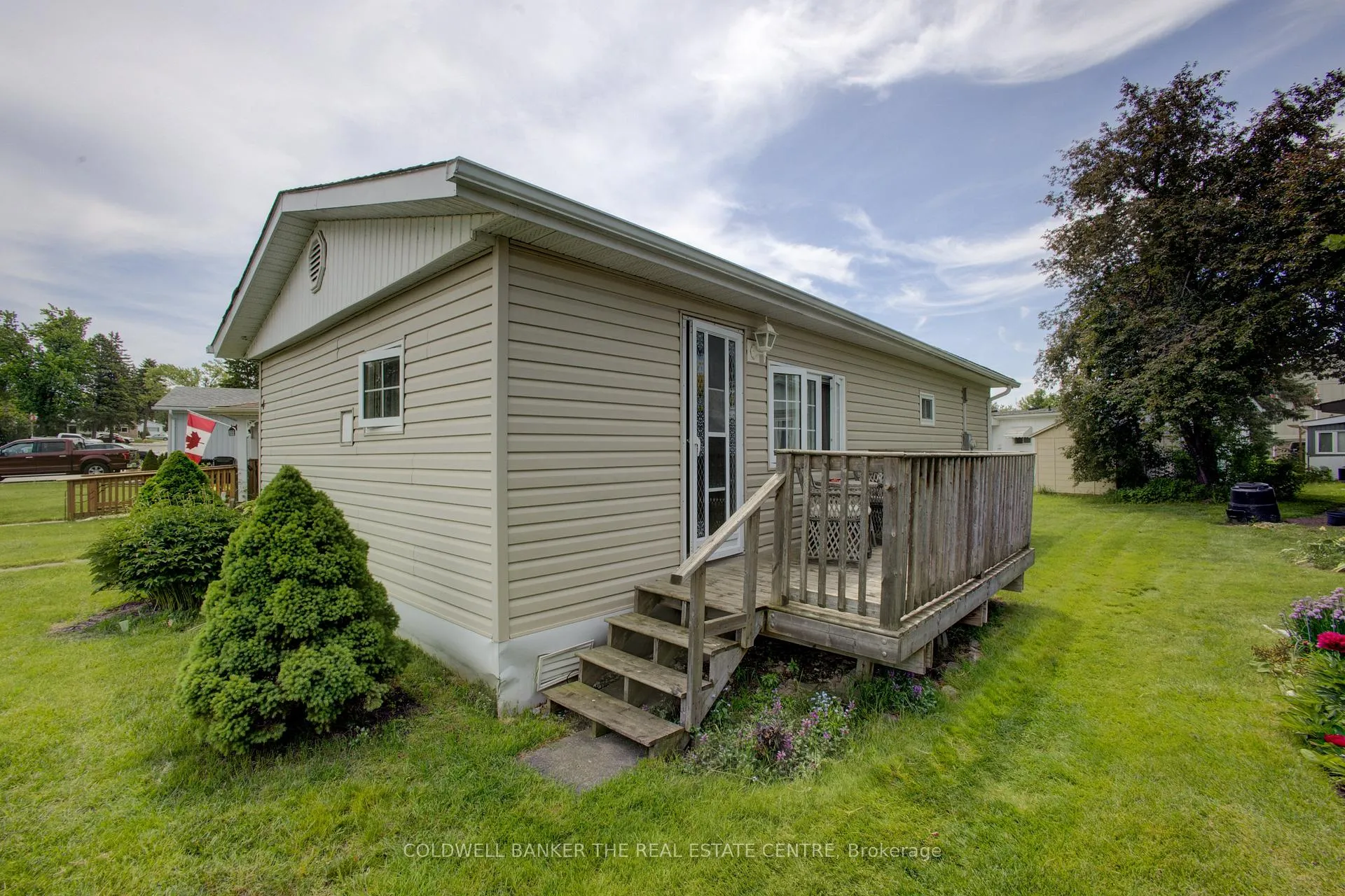 Photo 18 of 4 Locust Hill Drive, Innisfil, Rural Innisfil — HOMEH