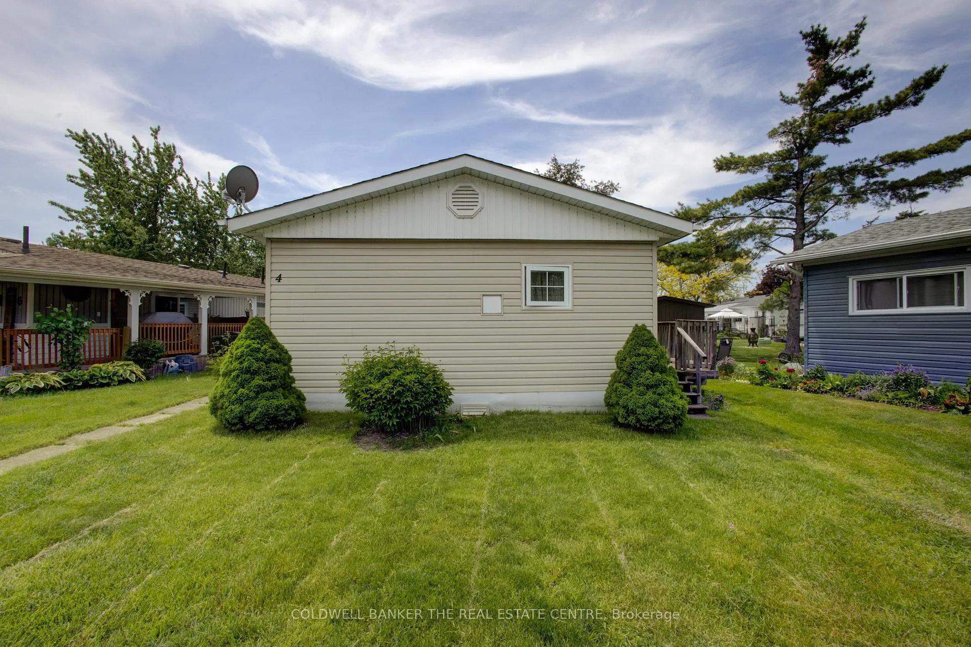 Photo 19 of 4 Locust Hill Drive, Innisfil, Rural Innisfil — HOMEH