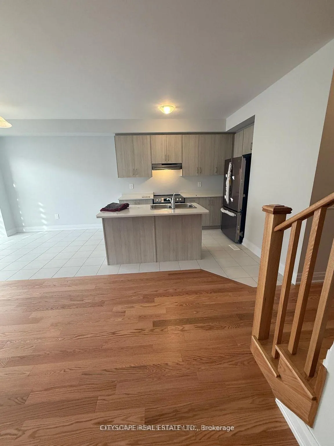 Photo 10 of 18 Walters Street, Kawartha Lakes, Lindsay — HOMEH
