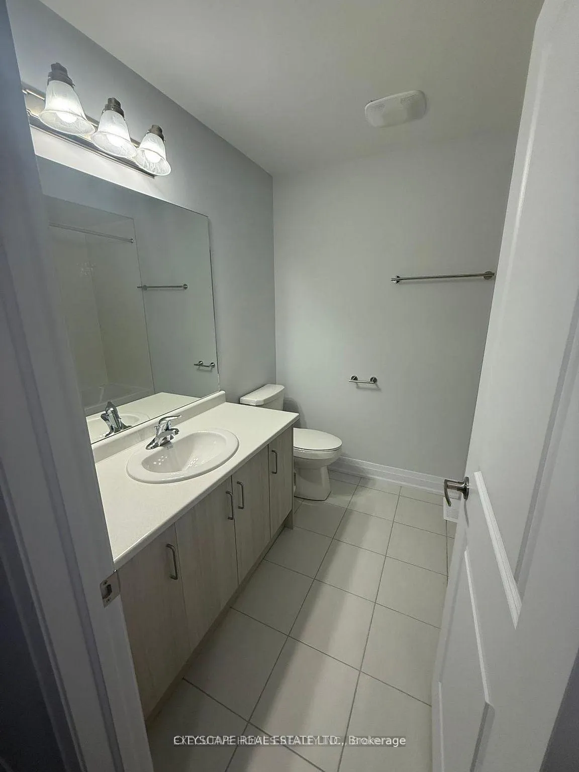 Photo 17 of 18 Walters Street, Kawartha Lakes, Lindsay — HOMEH