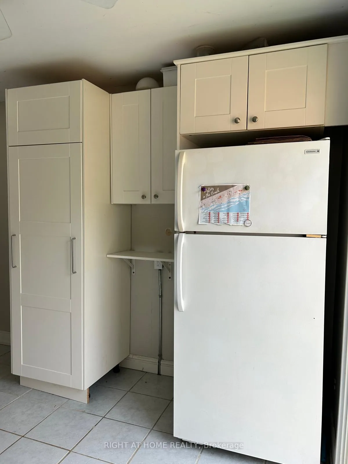 Photo 6 of Unit 2, 1666 Queen Street E, Toronto, The Beaches — HOMEH