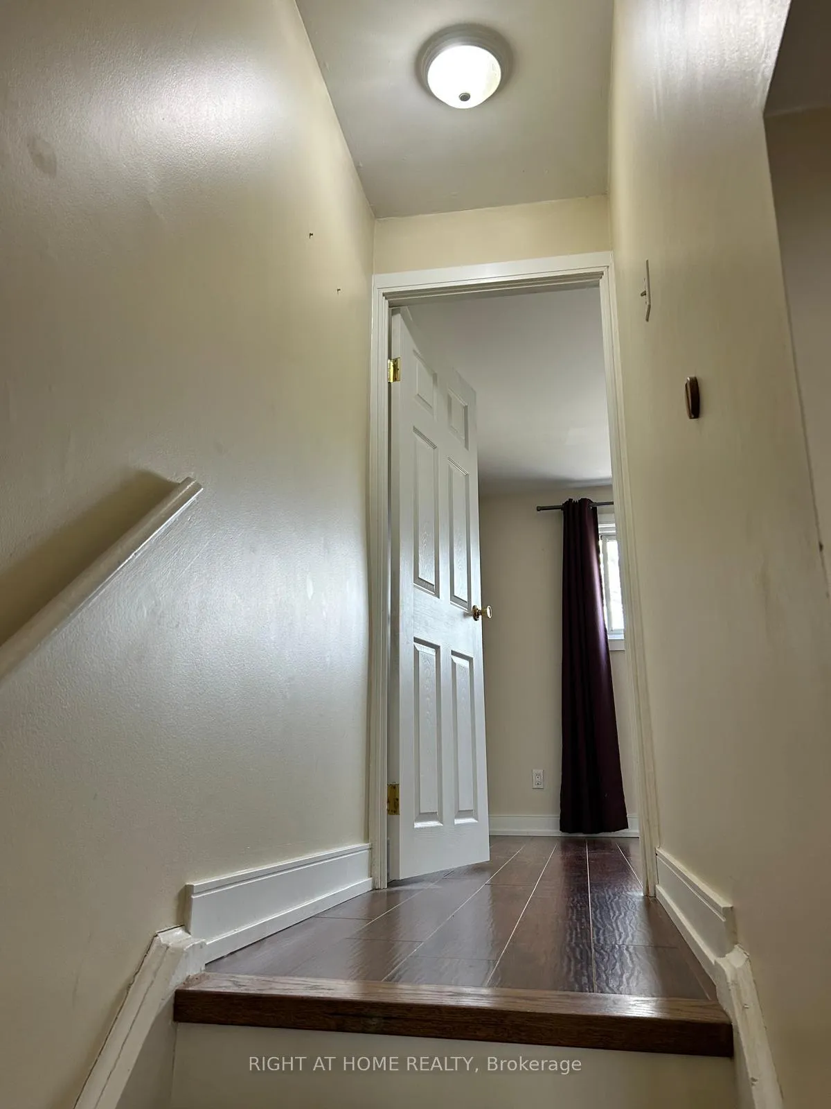 Photo 12 of Unit 2, 1666 Queen Street E, Toronto, The Beaches — HOMEH