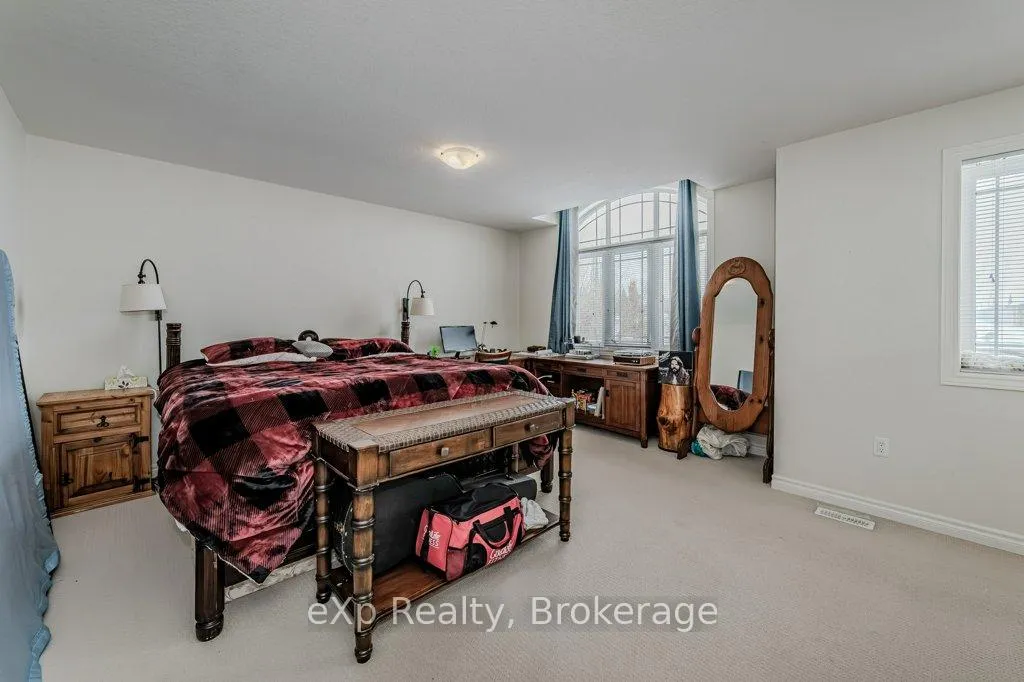 Photo 21 of 55 Laughland Lane, Guelph, Pineridge/Westminster Woods — HOMEH