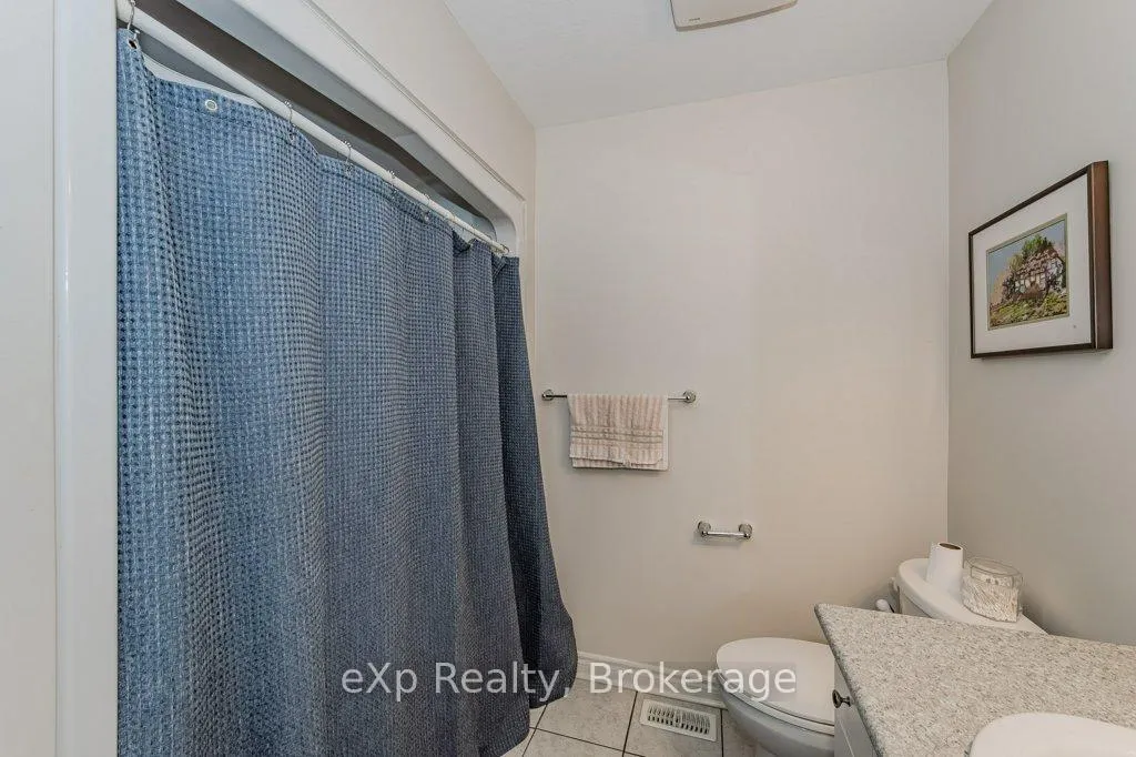 Photo 30 of 55 Laughland Lane, Guelph, Pineridge/Westminster Woods — HOMEH