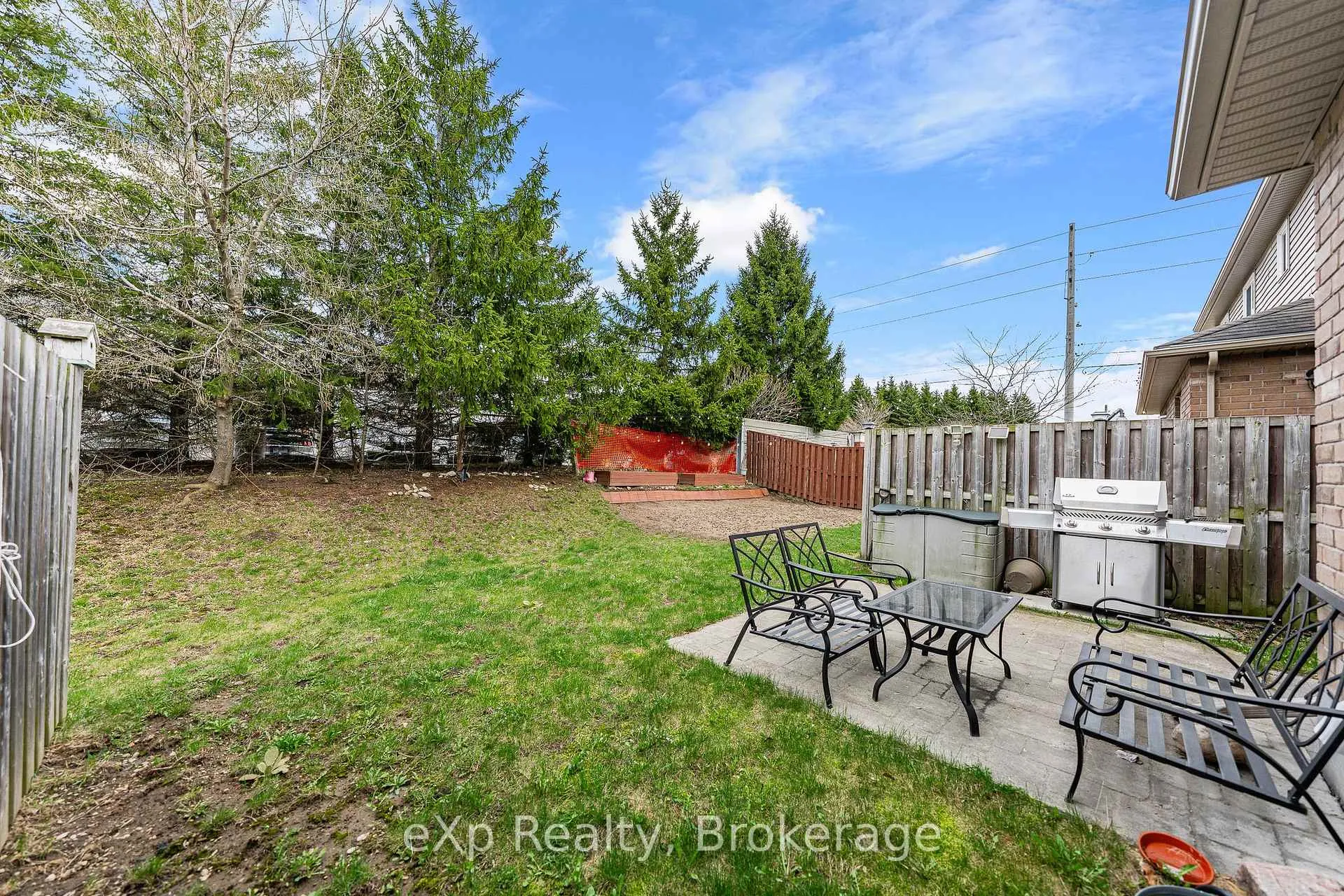 Photo 33 of 55 Laughland Lane, Guelph, Pineridge/Westminster Woods — HOMEH