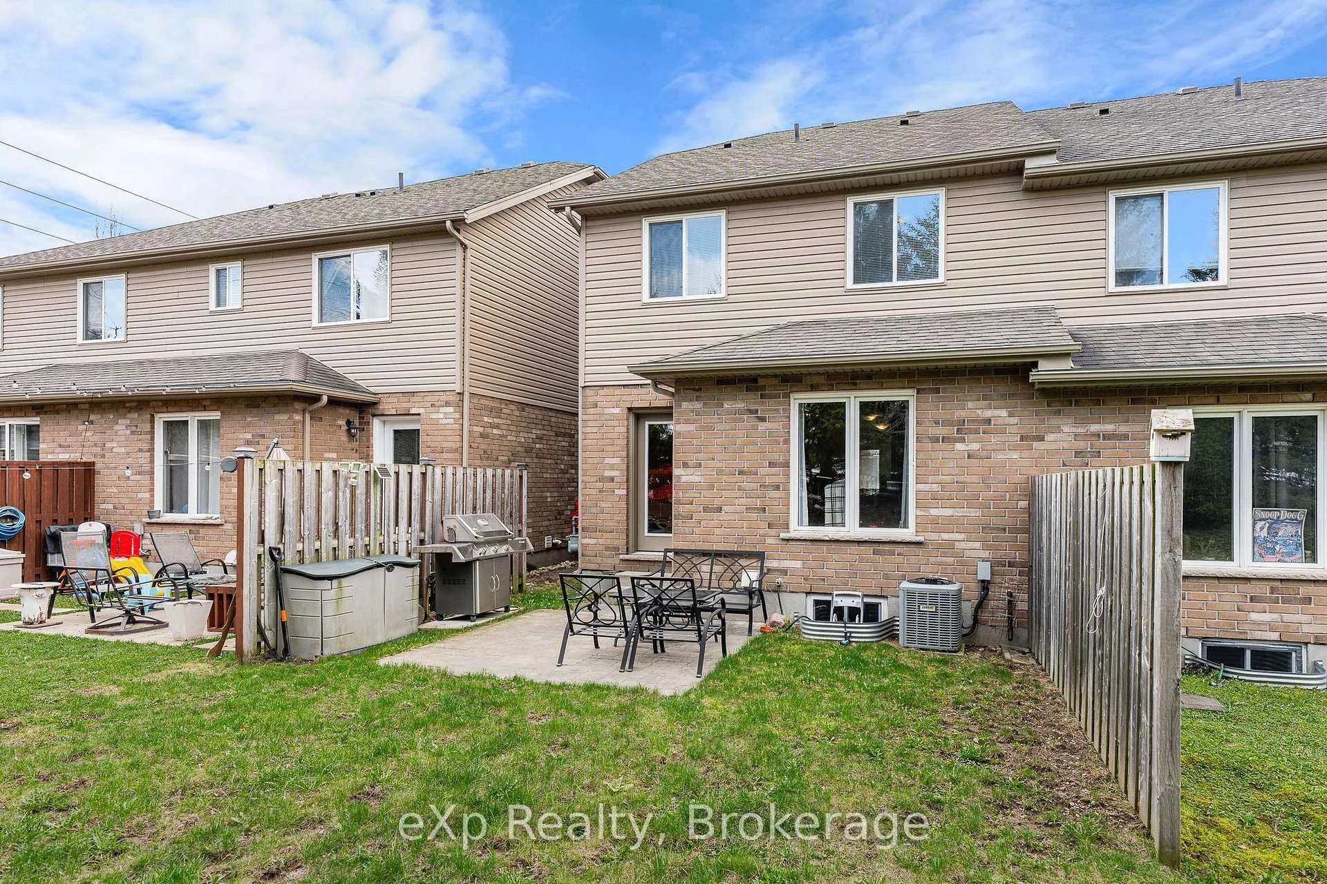 Photo 35 of 55 Laughland Lane, Guelph, Pineridge/Westminster Woods — HOMEH