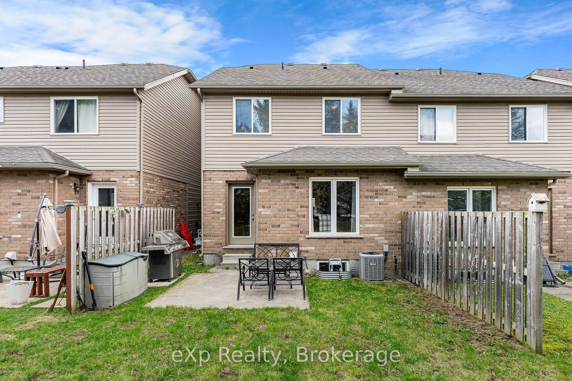 Photo 36 of 55 Laughland Lane, Guelph, Pineridge/Westminster Woods — HOMEH