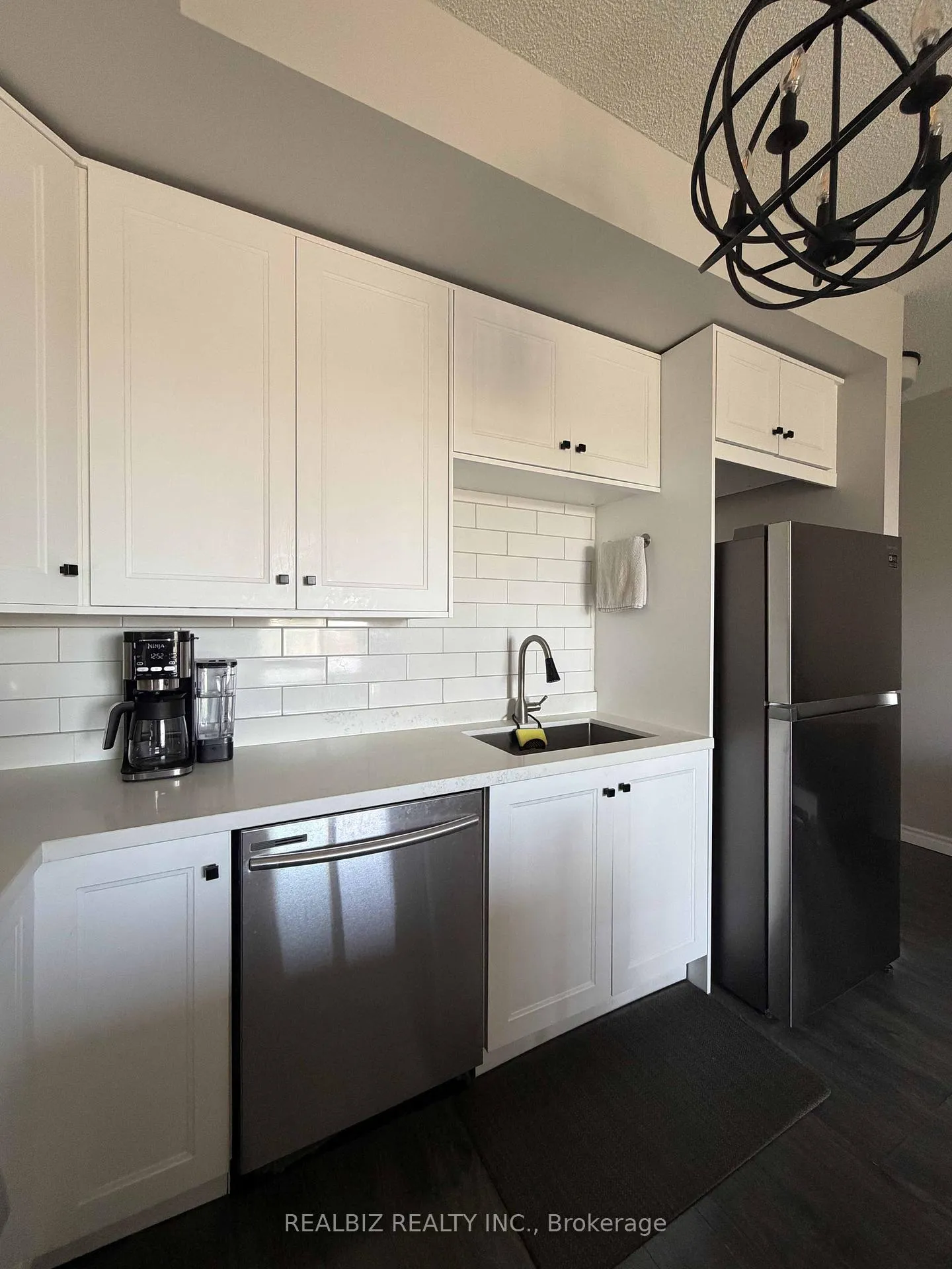 Photo 13 of Unit 512, 135 James Street S, Hamilton, Corktown — HOMEH