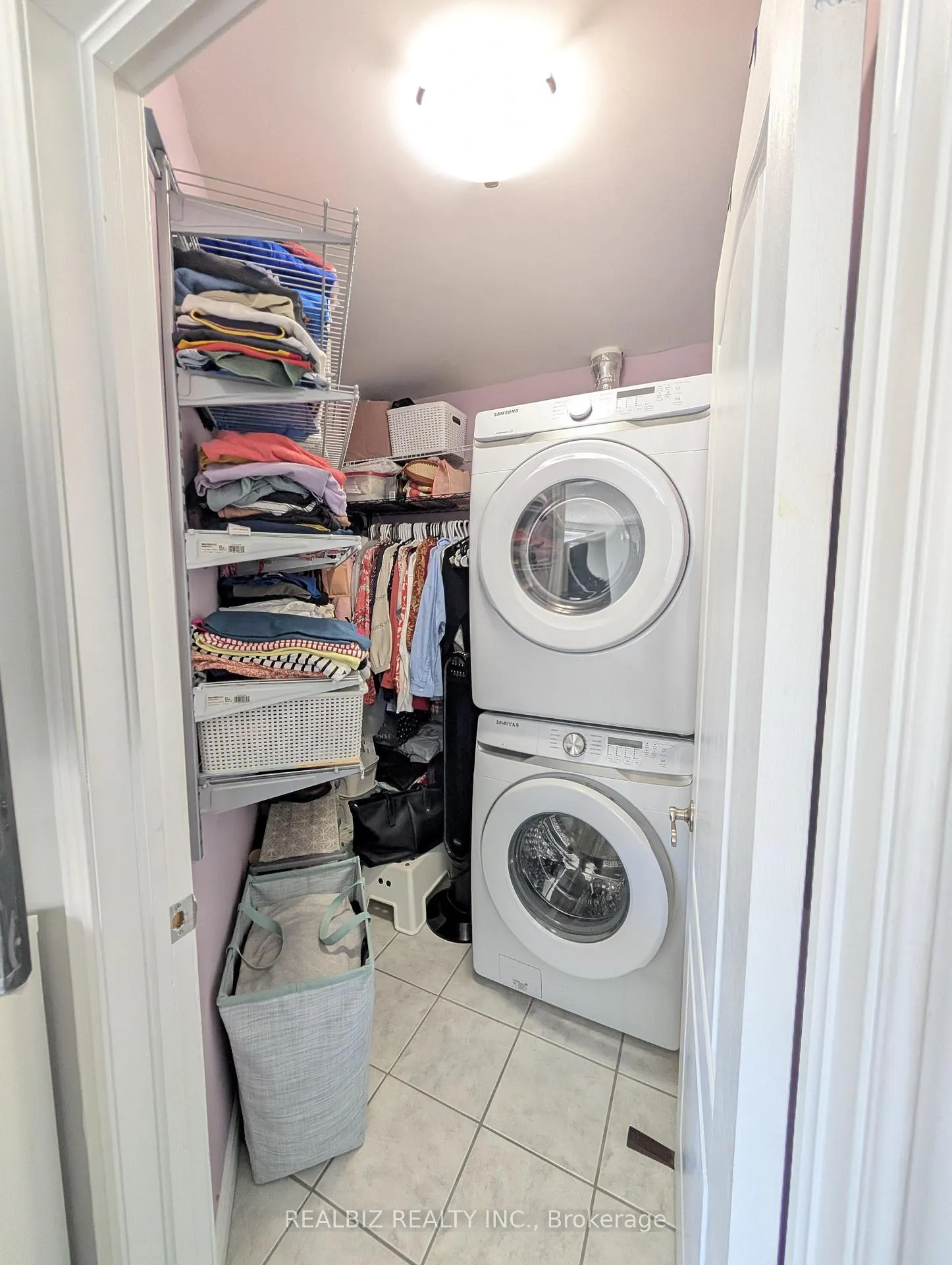 Photo 17 of Unit 512, 135 James Street S, Hamilton, Corktown — HOMEH