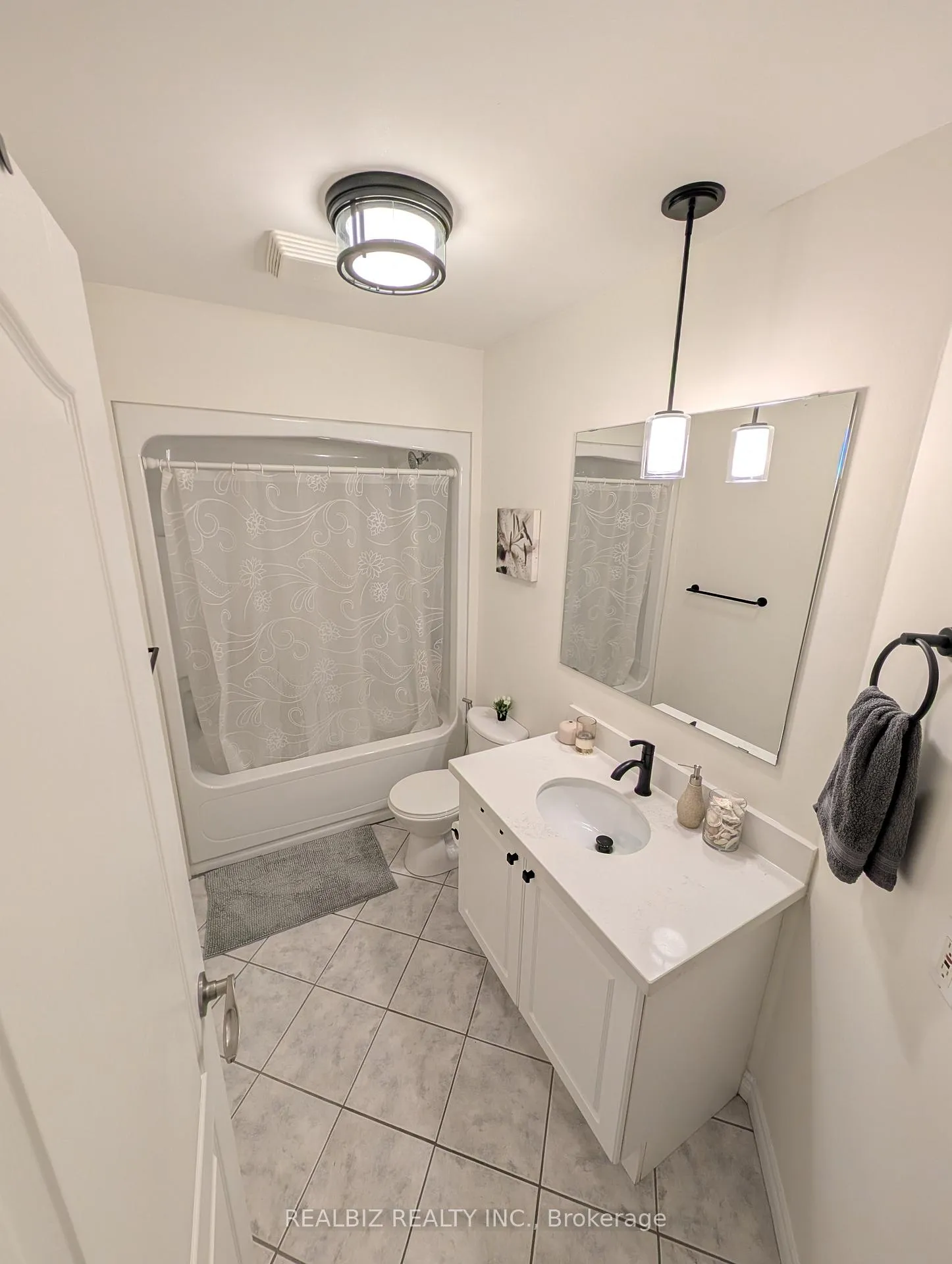 Photo 21 of Unit 512, 135 James Street S, Hamilton, Corktown — HOMEH