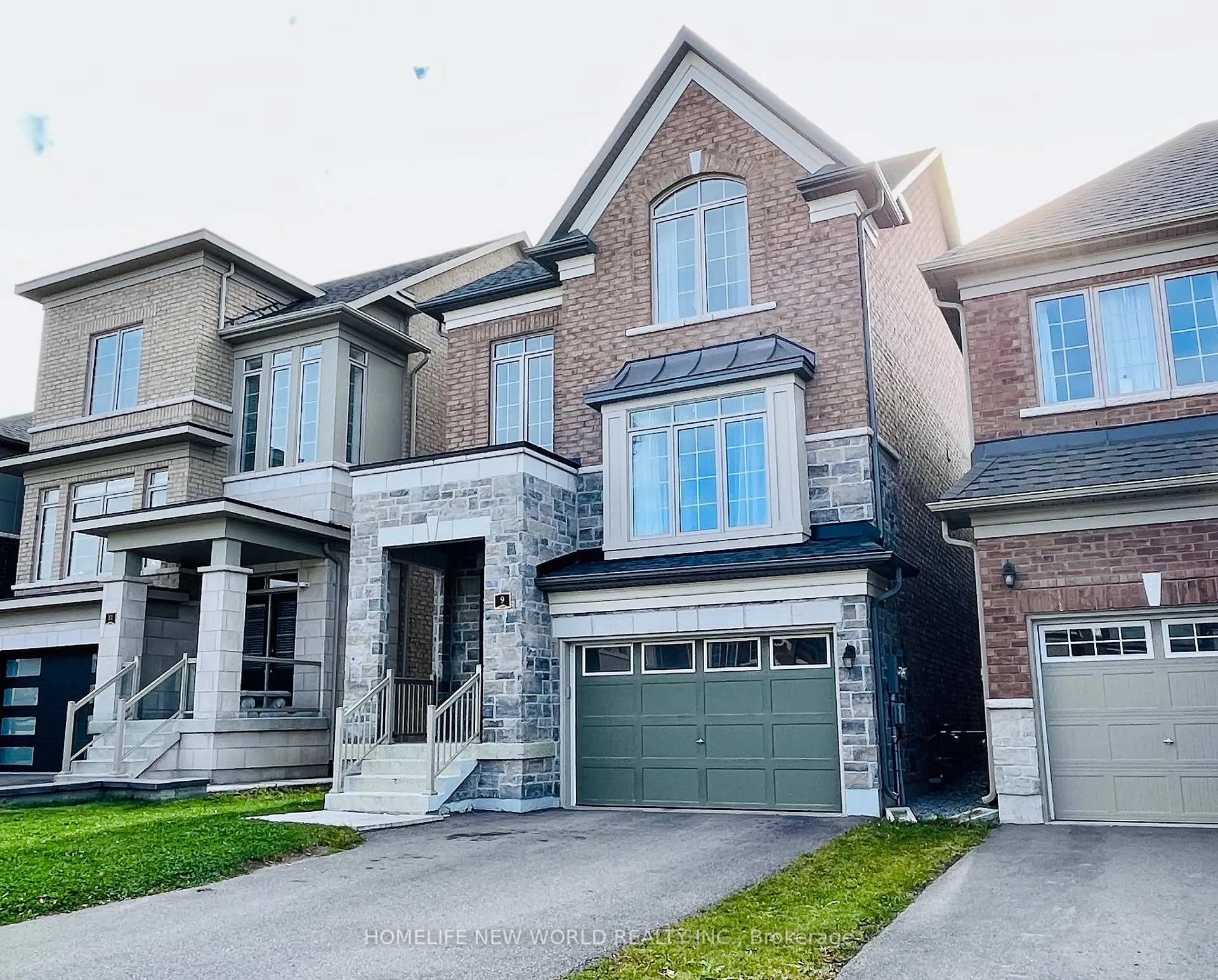 Front of 9 Falconridge Terrace