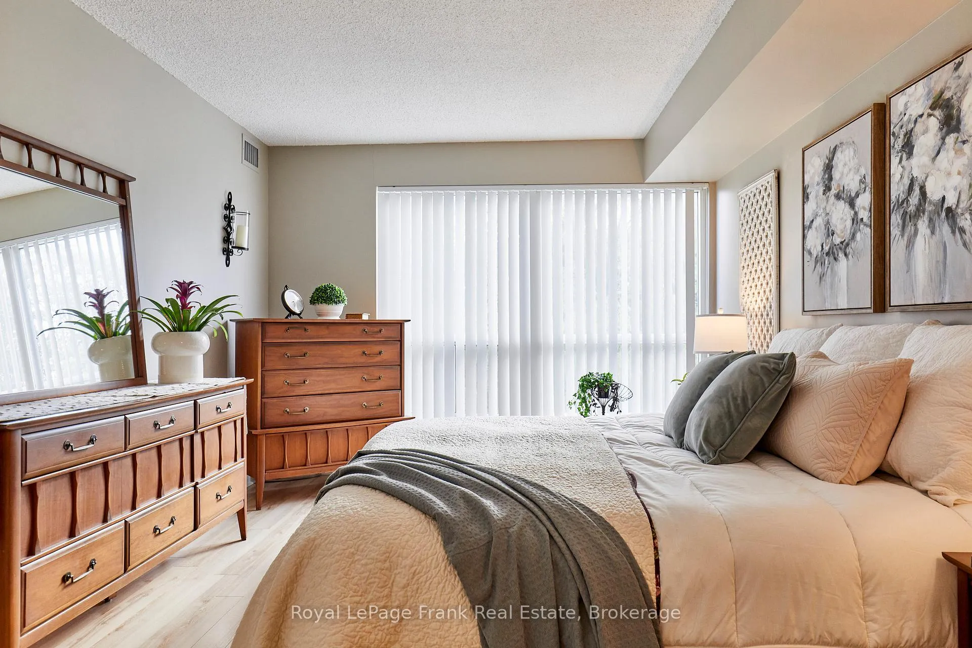 Photo 18 of Unit 307, 712 Rossland Road E, Whitby, Pringle Creek — HOMEH