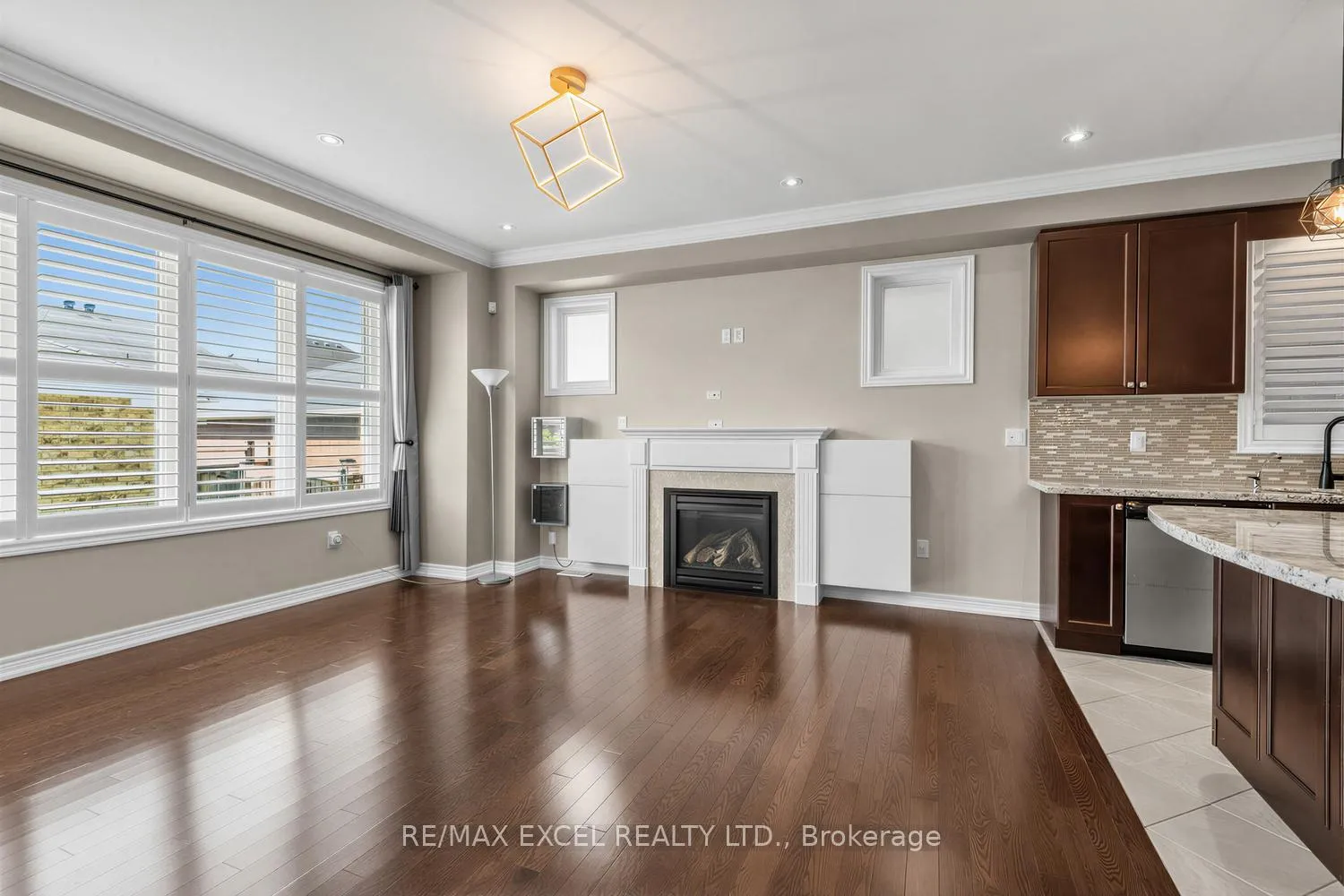 Photo 8 of 25 Demott Avenue, Markham, Cornell — HOMEH