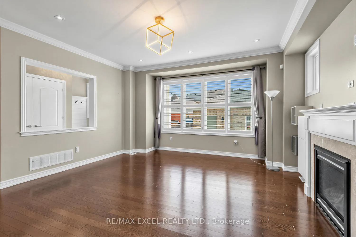 Photo 9 of 25 Demott Avenue, Markham, Cornell — HOMEH