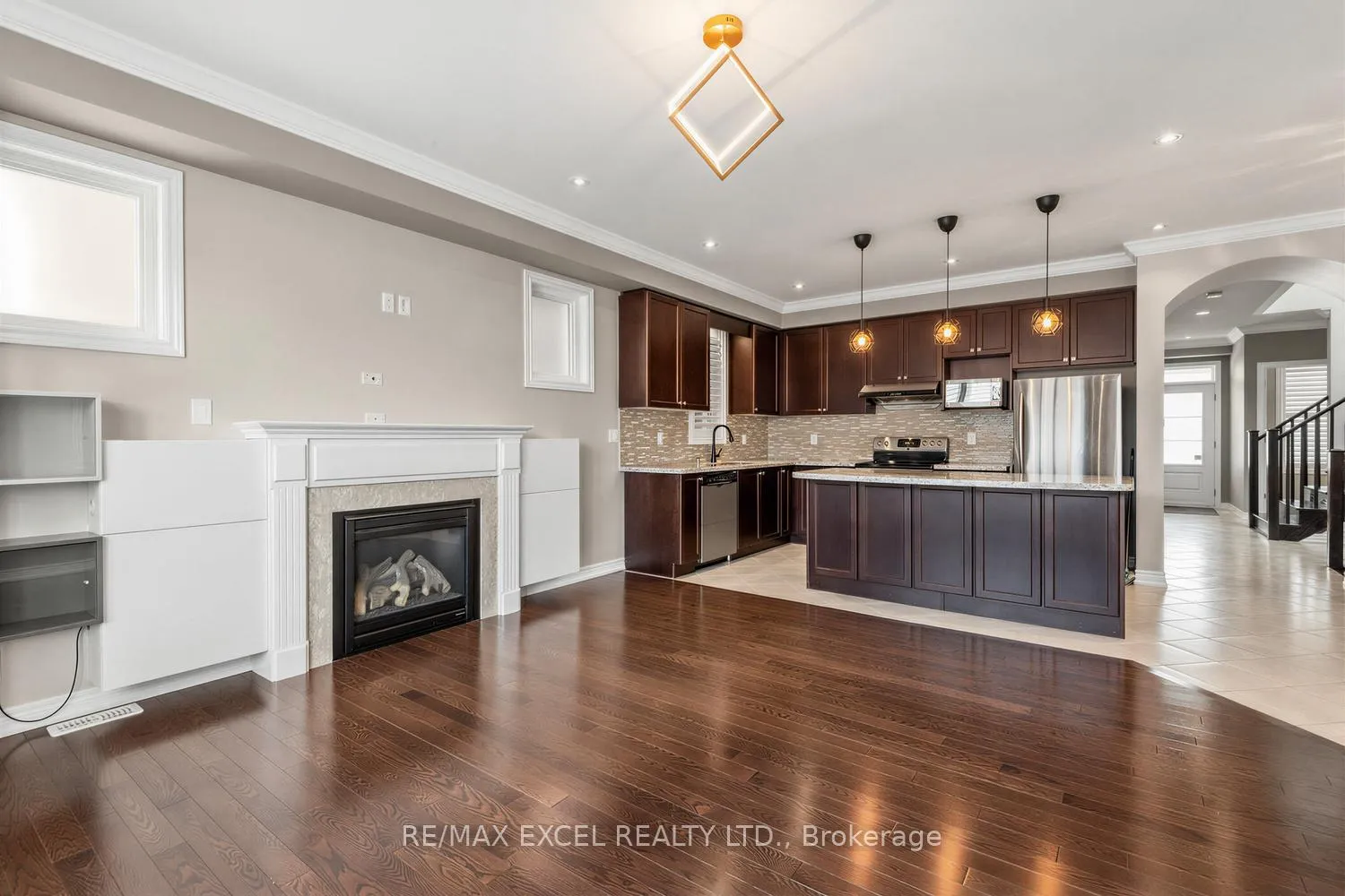 Photo 10 of 25 Demott Avenue, Markham, Cornell — HOMEH