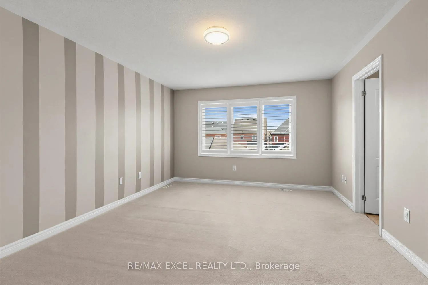 Photo 18 of 25 Demott Avenue, Markham, Cornell — HOMEH