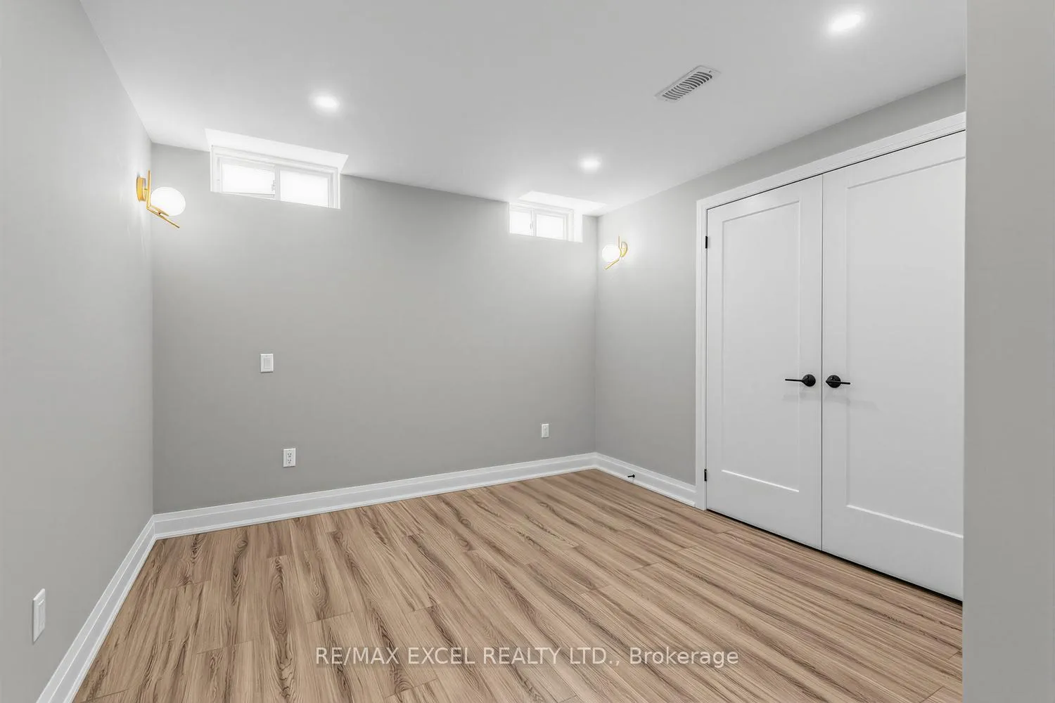 Photo 30 of 25 Demott Avenue, Markham, Cornell — HOMEH