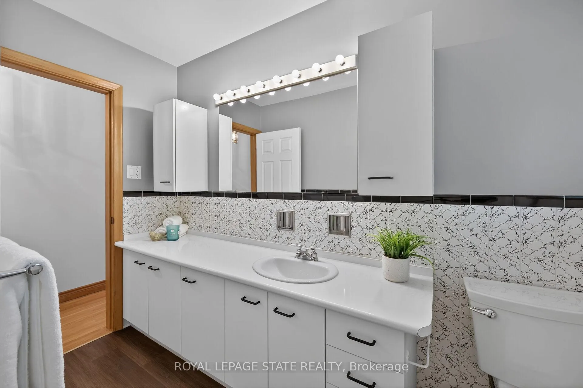 Photo 27 of 40 Bermuda Court, Hamilton, Rolston — HOMEH