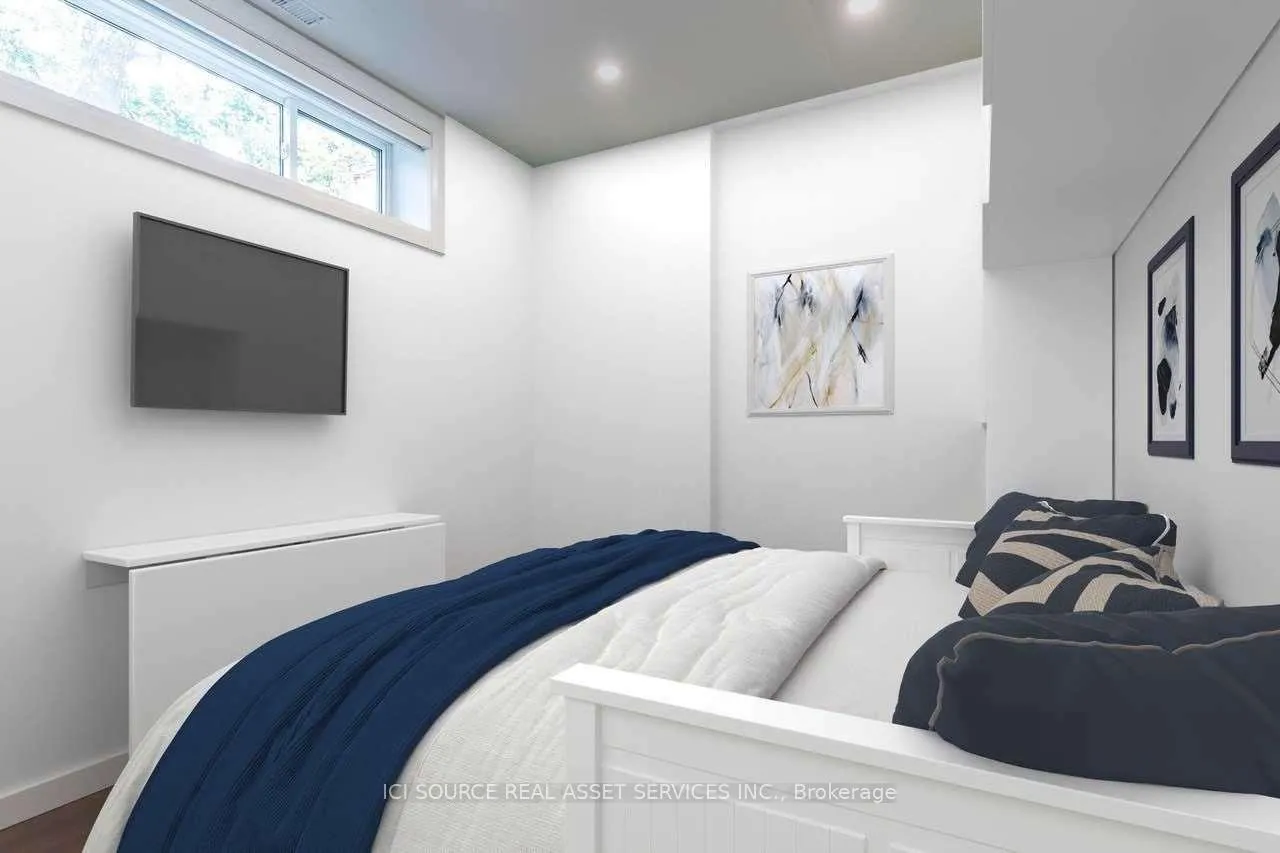 Photo 6 of 19 Ivy Lea Crescent, Etobicoke, Stonegate-Queensway — HOMEH
