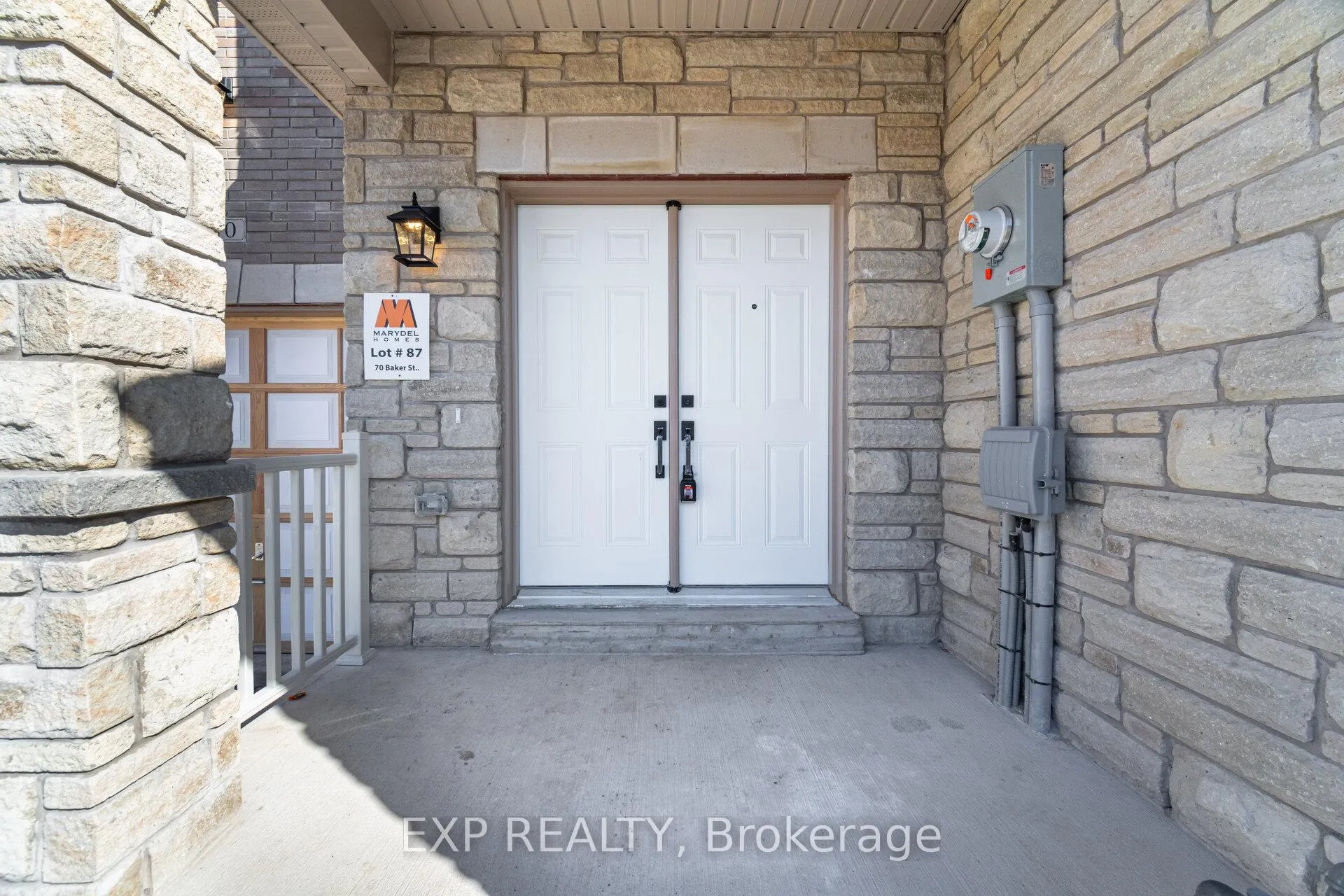 Photo 2 of 70 Baker Street, Thorold, Thorold Downtown — HOMEH