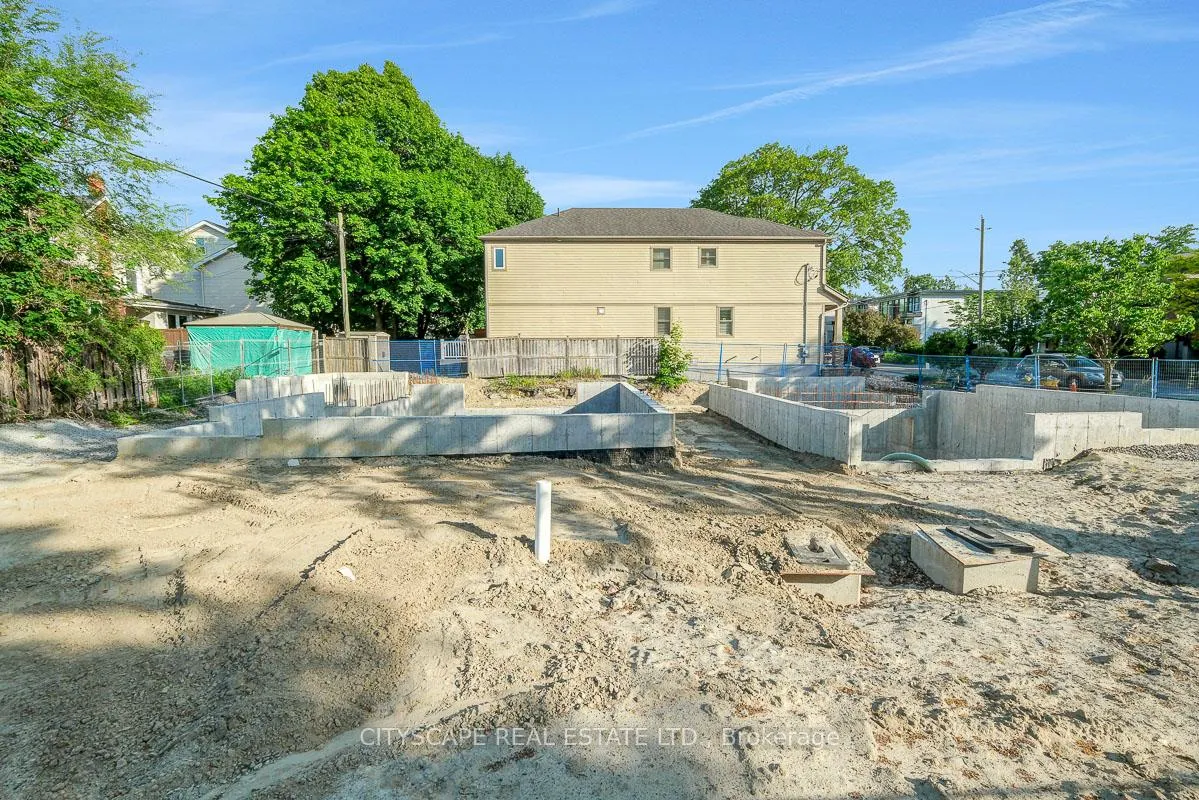 Photo 6 of 551 Edison Avenue, Ottawa, McKellar/Highland — HOMEH