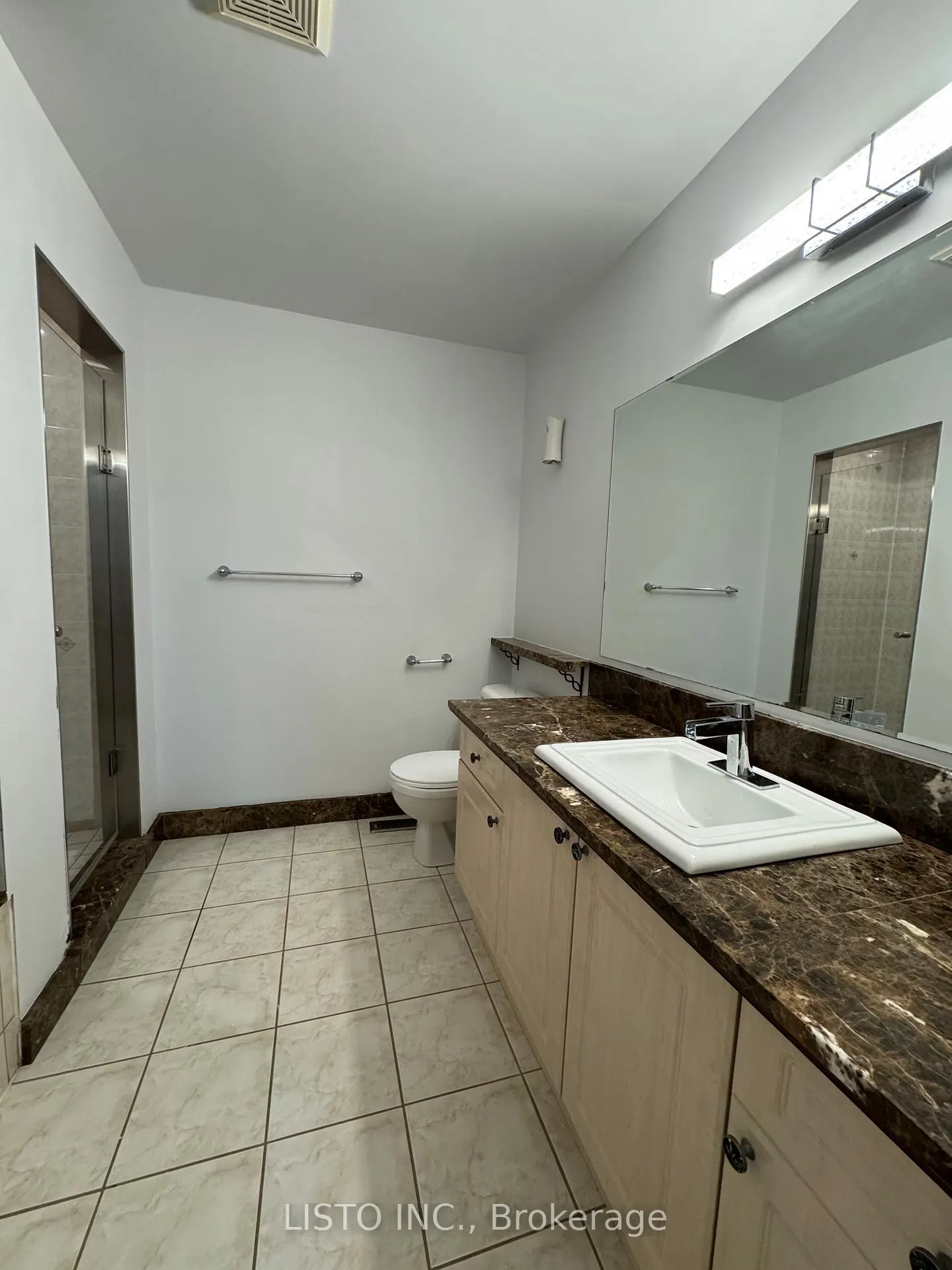 Photo 8 of 128 Sweetwood Circle, Brampton, Fletcher's Meadow — HOMEH