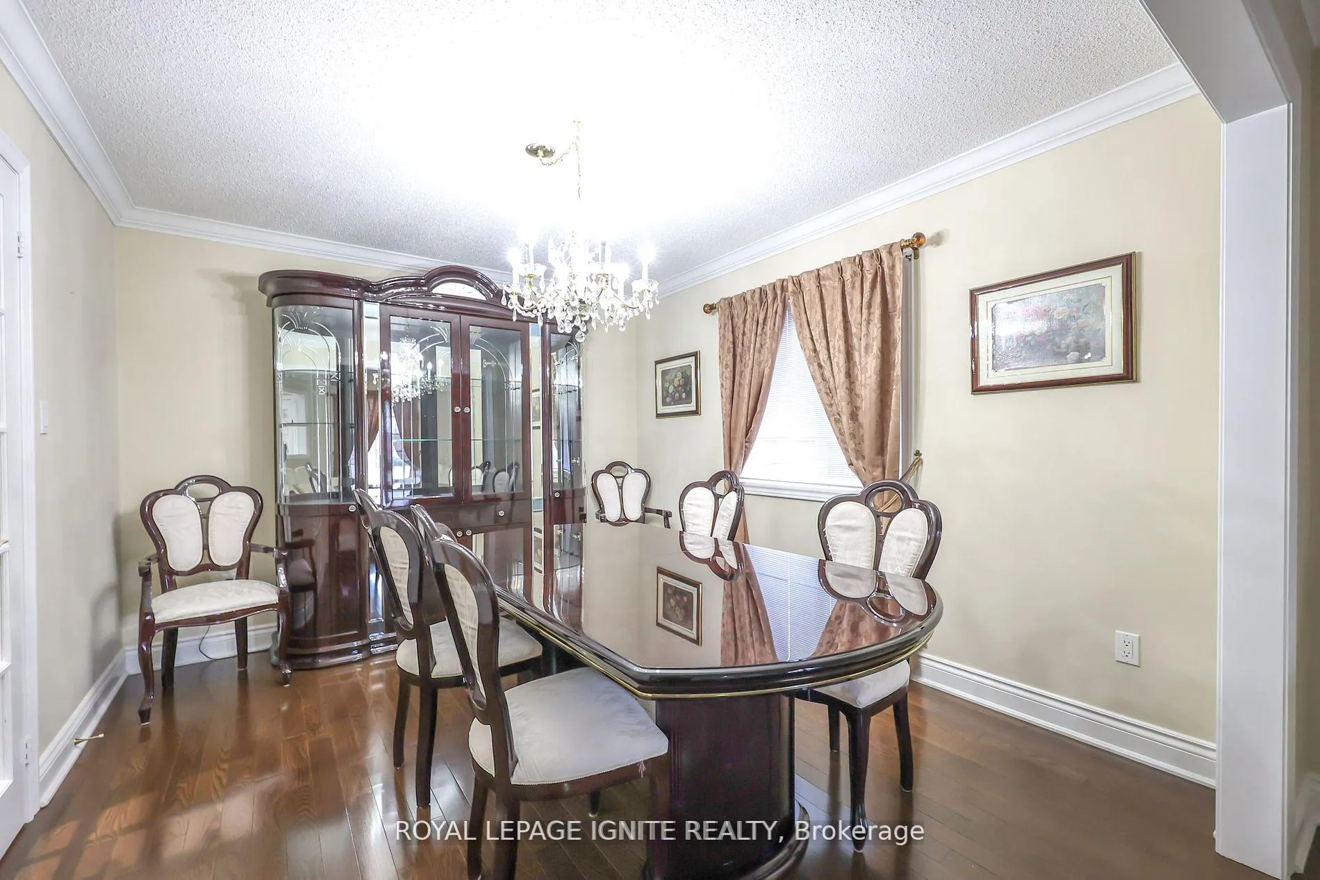 Photo 9 of 1400 Rimon Street, Mississauga, East Credit — HOMEH