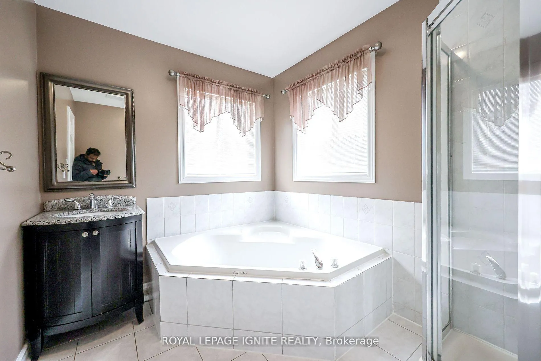 Photo 28 of 1400 Rimon Street, Mississauga, East Credit — HOMEH