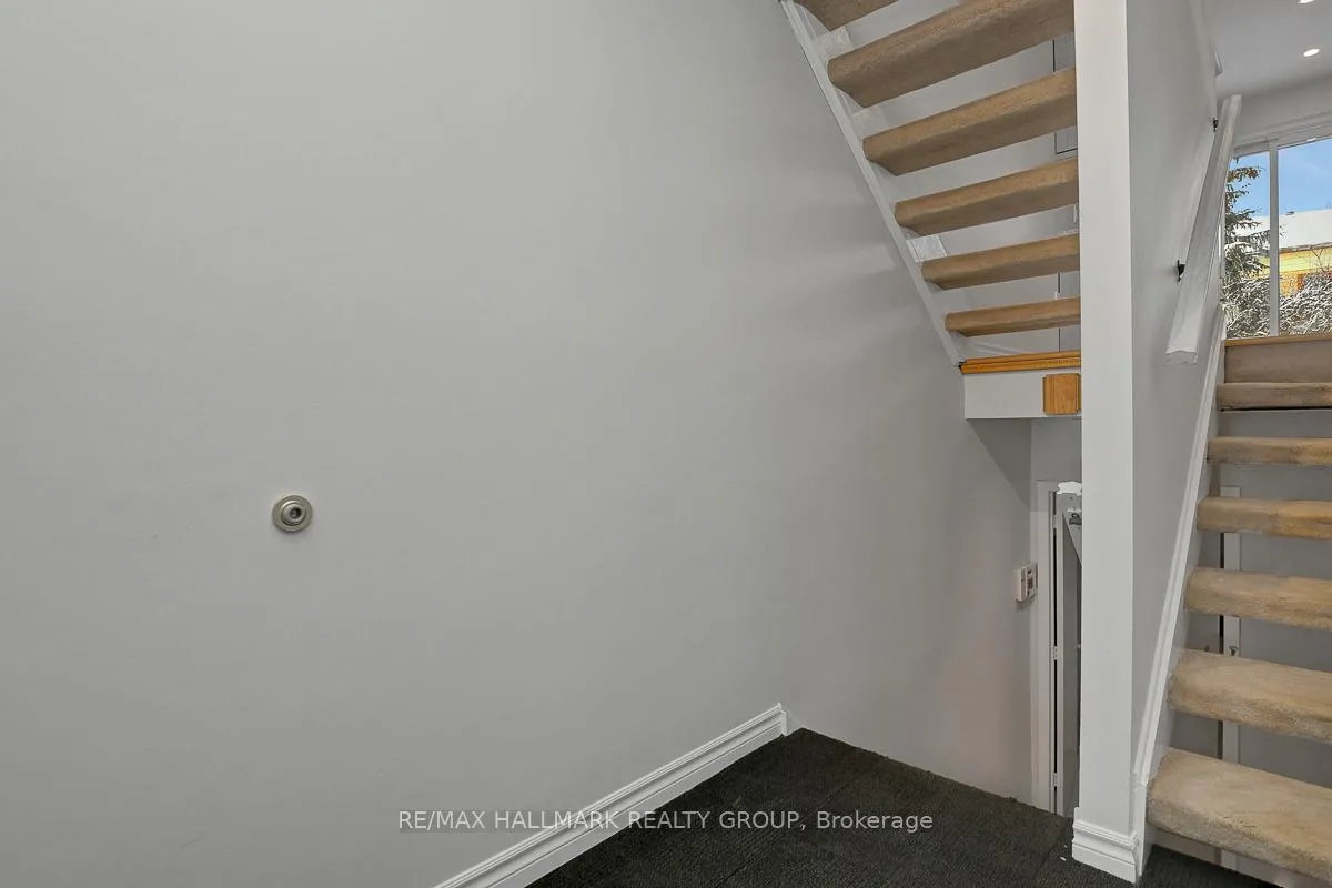 Photo 4 of 261 Bruyere Street, Ottawa, Lower Town — HOMEH