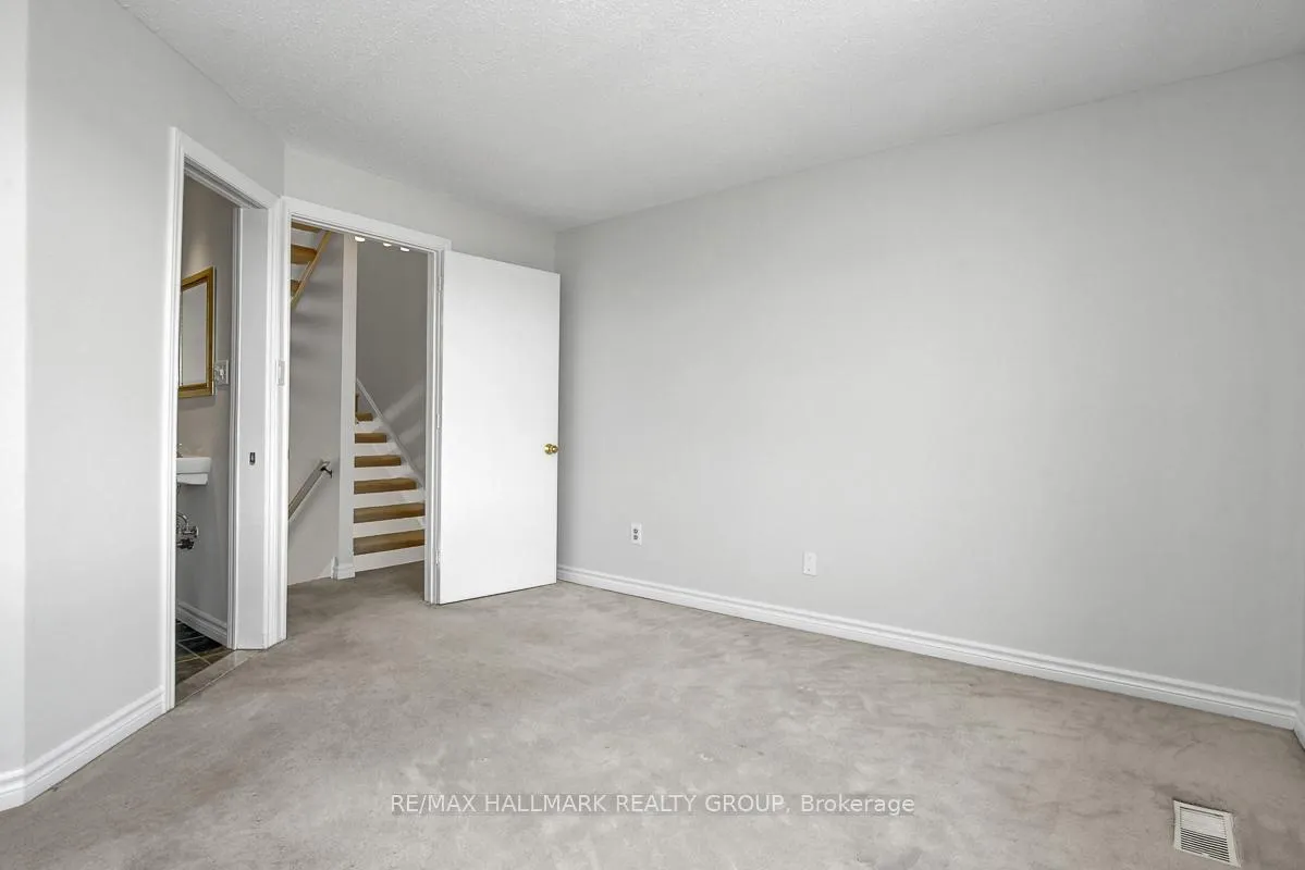 Photo 19 of 261 Bruyere Street, Ottawa, Lower Town — HOMEH
