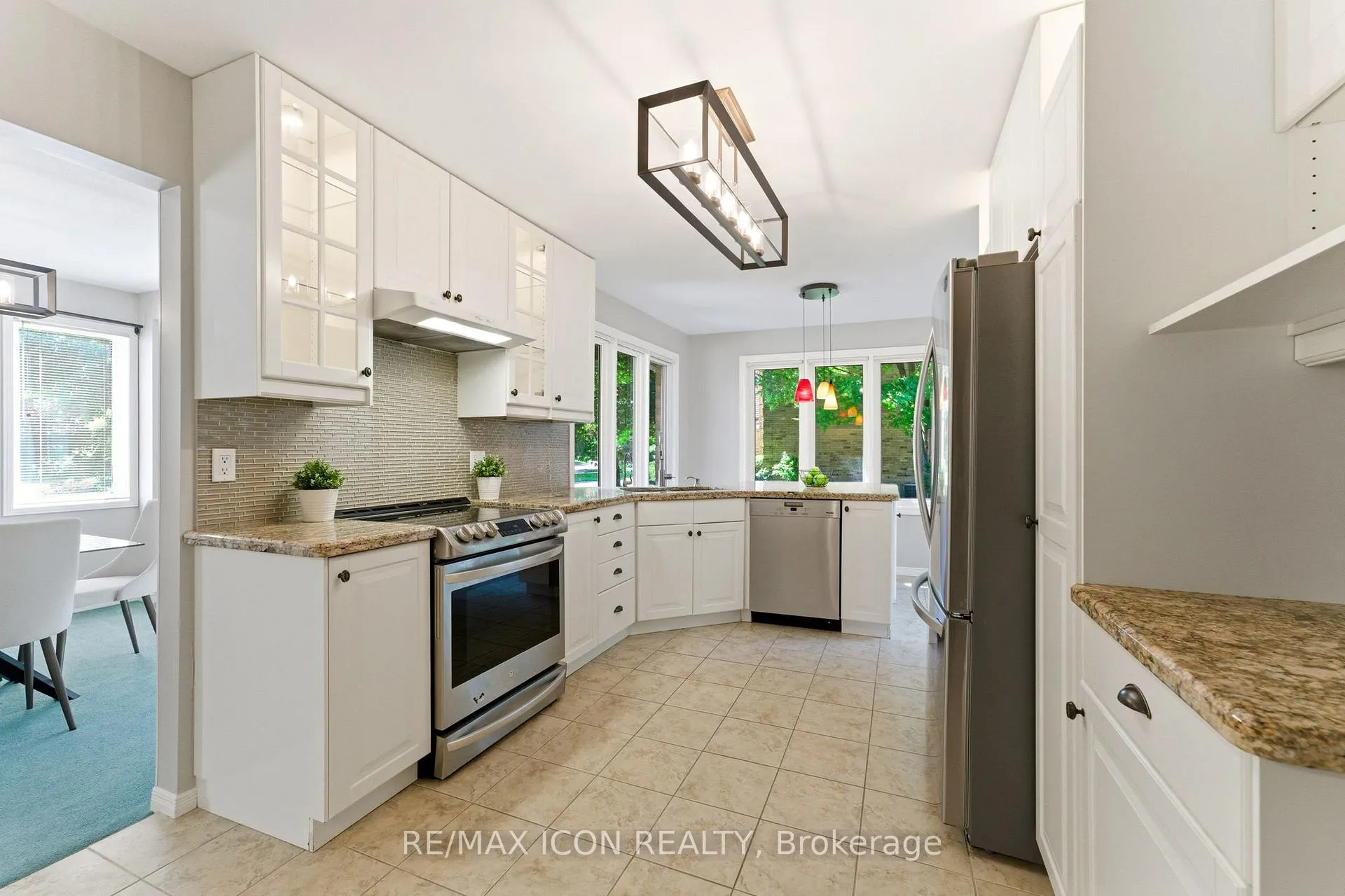 Photo 12 of 188 Old Abbey Road, Waterloo — HOMEH