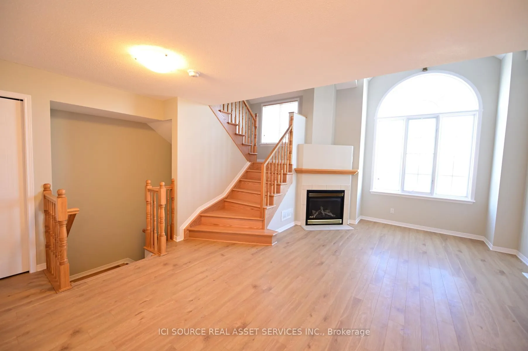 Photo 6 of 4516 Harper Avenue, Ottawa, Carson Grove — HOMEH