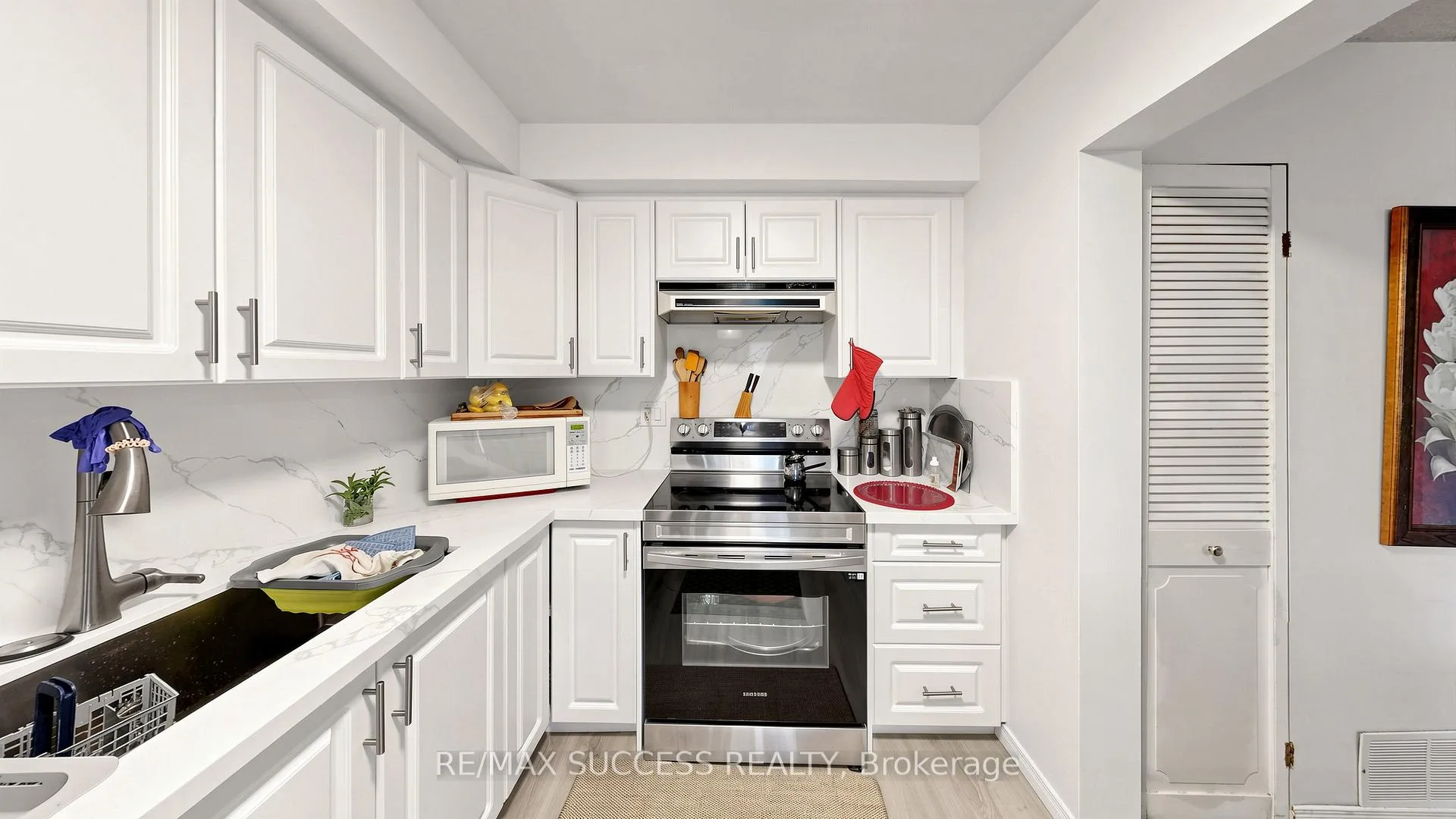 Photo 15 of Unit 19, 2617 Windwood Drive, Mississauga, Meadowvale — HOMEH