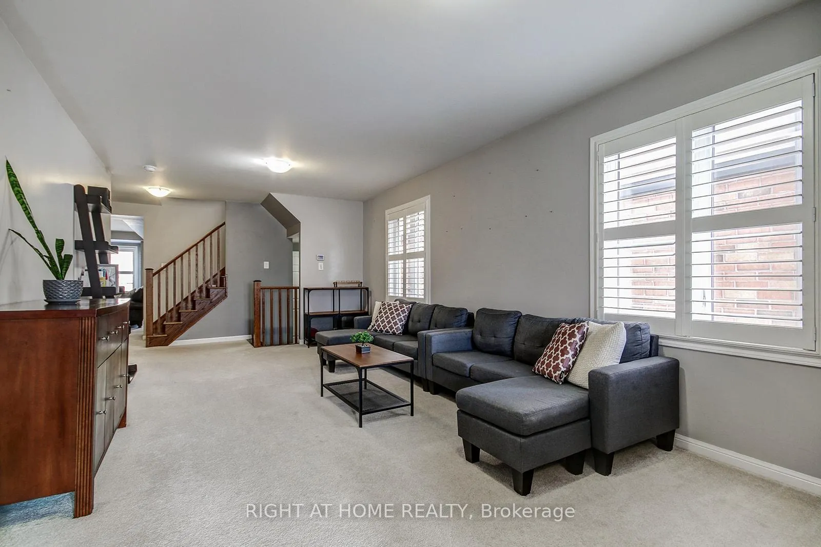 Photo 4 of 30 Killick Road, Brampton, Northwest Brampton — HOMEH