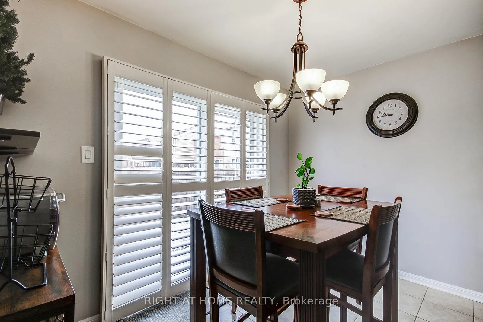 Photo 8 of 30 Killick Road, Brampton, Northwest Brampton — HOMEH