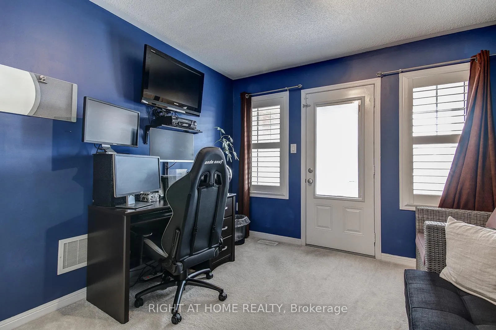 Photo 13 of 30 Killick Road, Brampton, Northwest Brampton — HOMEH