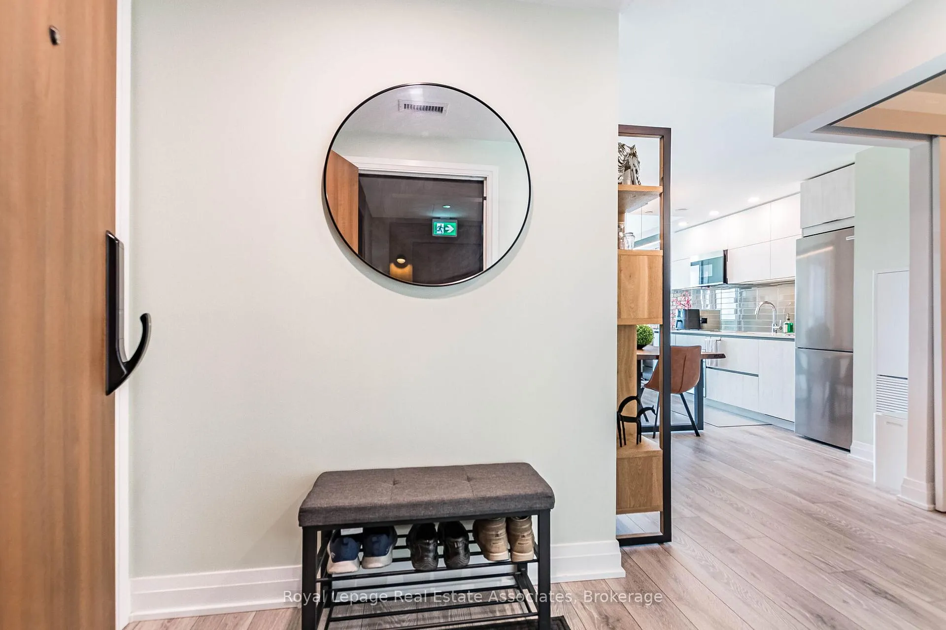 Photo 9 of Unit 706, 21 Park Street E, Mississauga, Port Credit — HOMEH