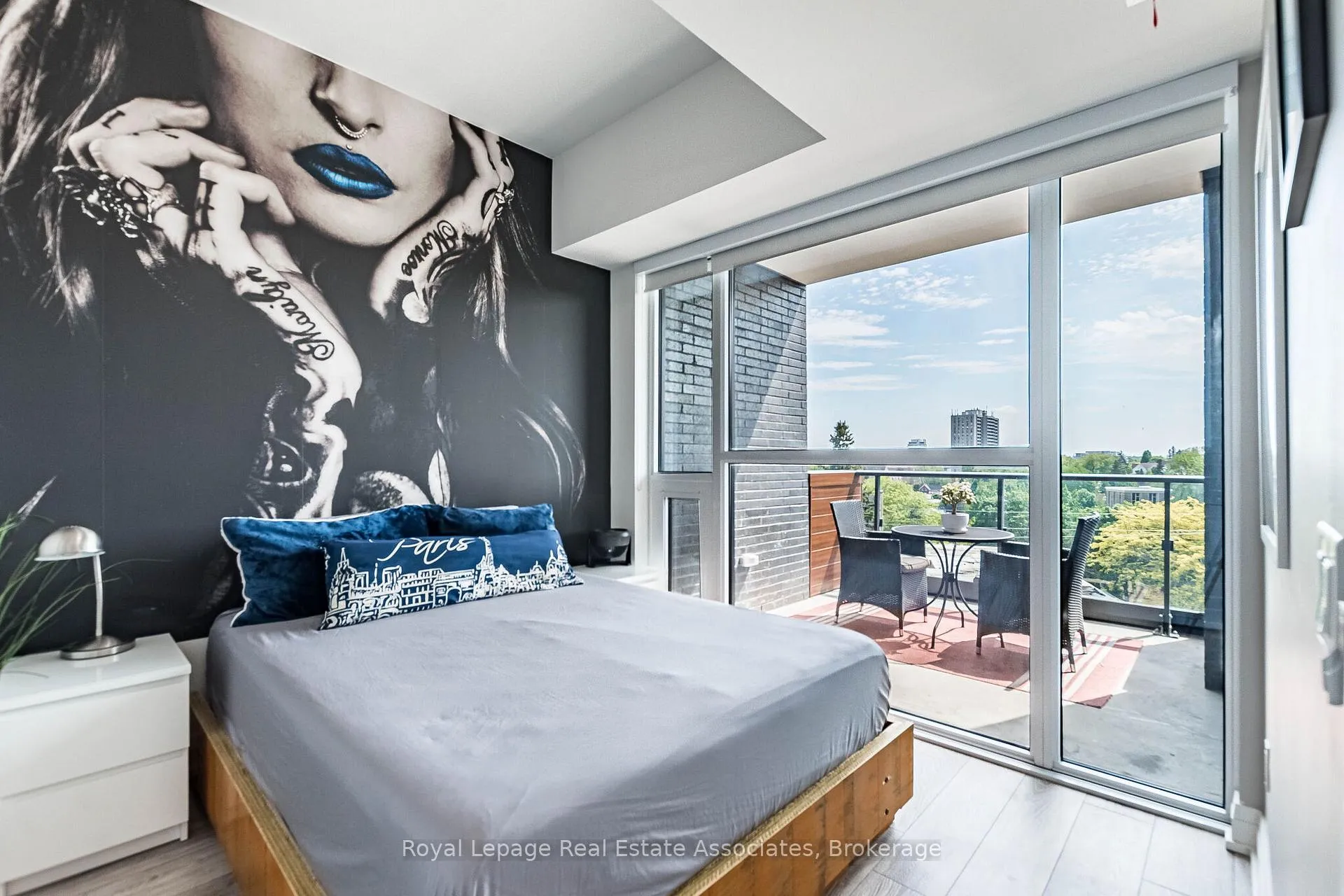 Photo 17 of Unit 706, 21 Park Street E, Mississauga, Port Credit — HOMEH