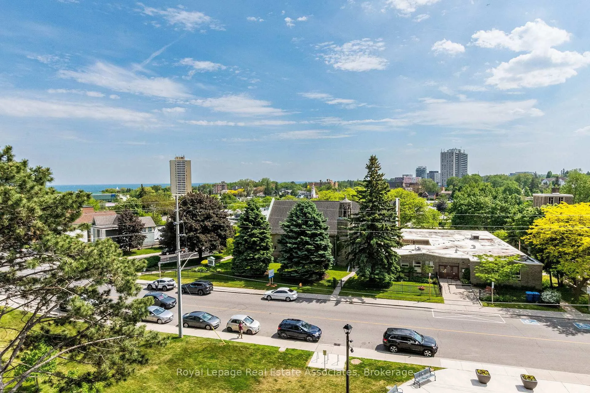 Photo 24 of Unit 706, 21 Park Street E, Mississauga, Port Credit — HOMEH